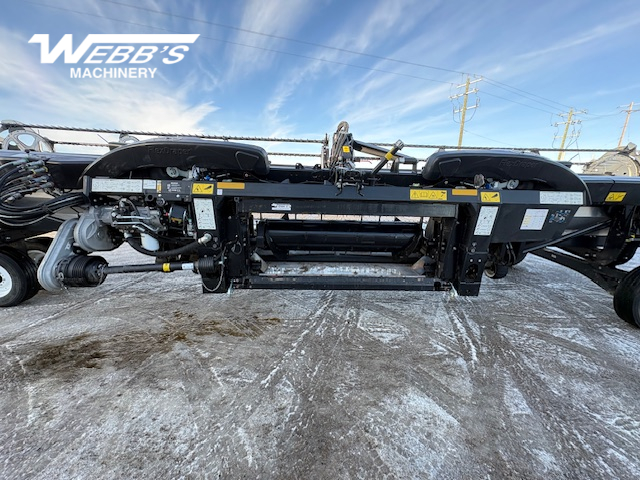 2024 MacDon FD235 Header Combine