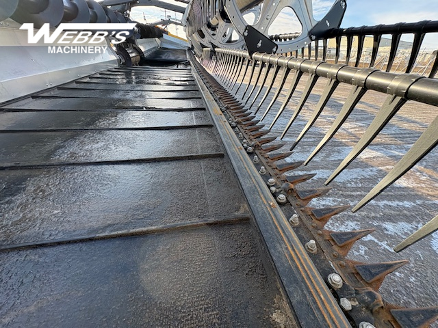 2024 MacDon FD235 Header Combine