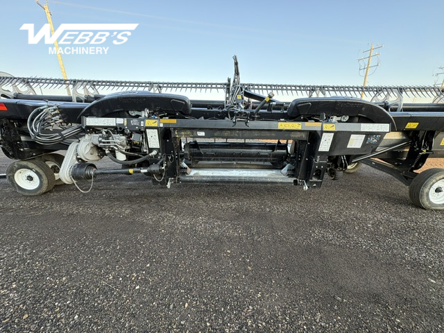 2025 MacDon FD235 Header Combine