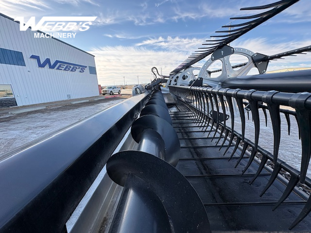 2024 MacDon FD235 Header Combine