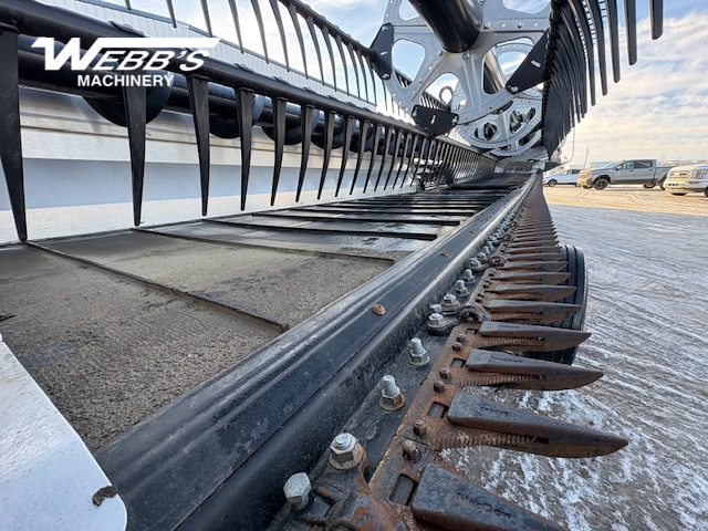 2024 MacDon FD235 Header Combine