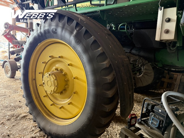 2006 John Deere 4920 Sprayer/High Clearance