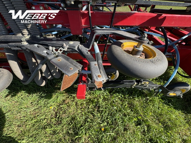 2025 Vaderstad 6012/680 Air Drill