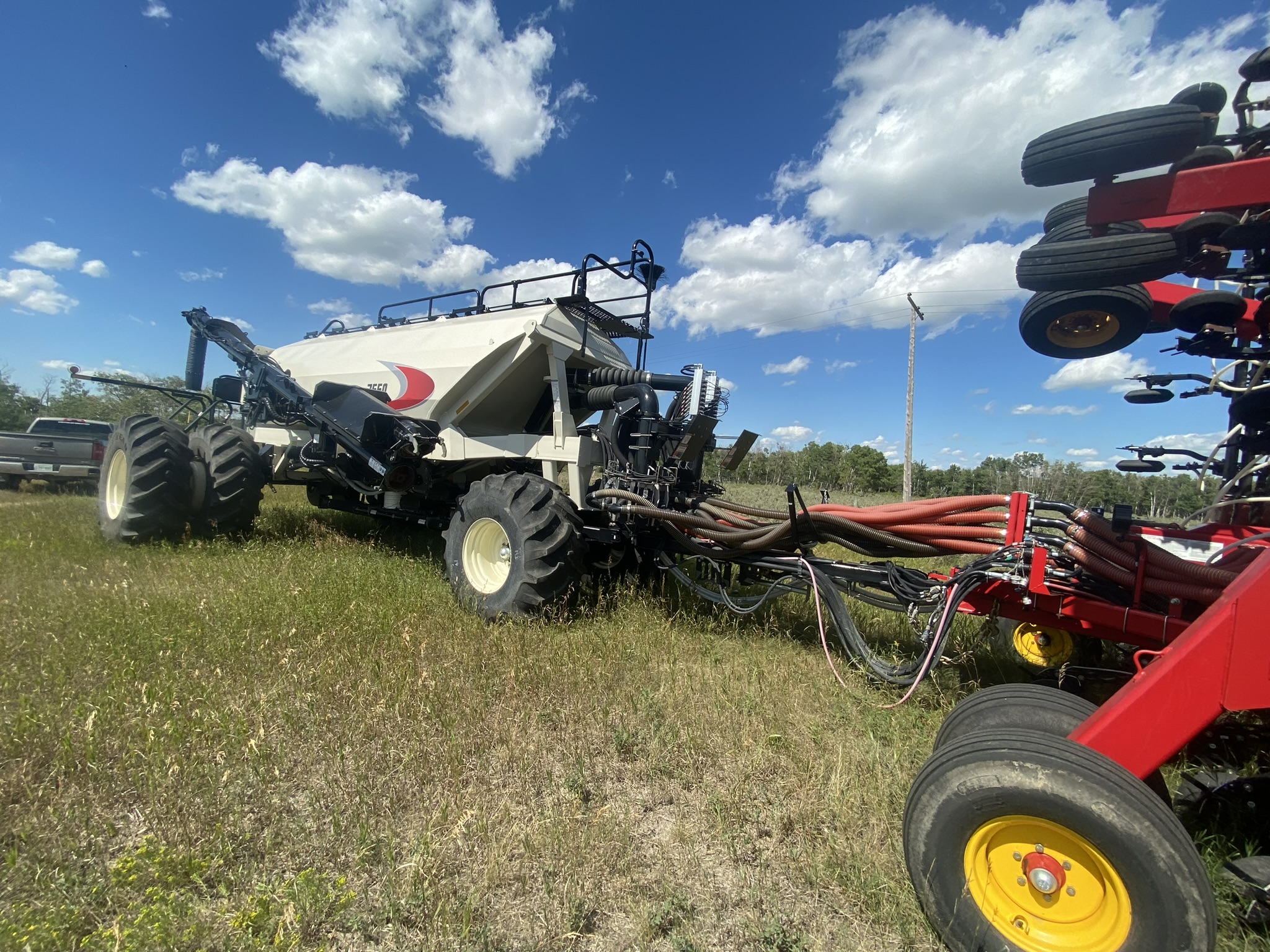 2019 Bourgault 3320-66-10 Air Drill & 2020 7550 Air Tank/Cart Air Drill