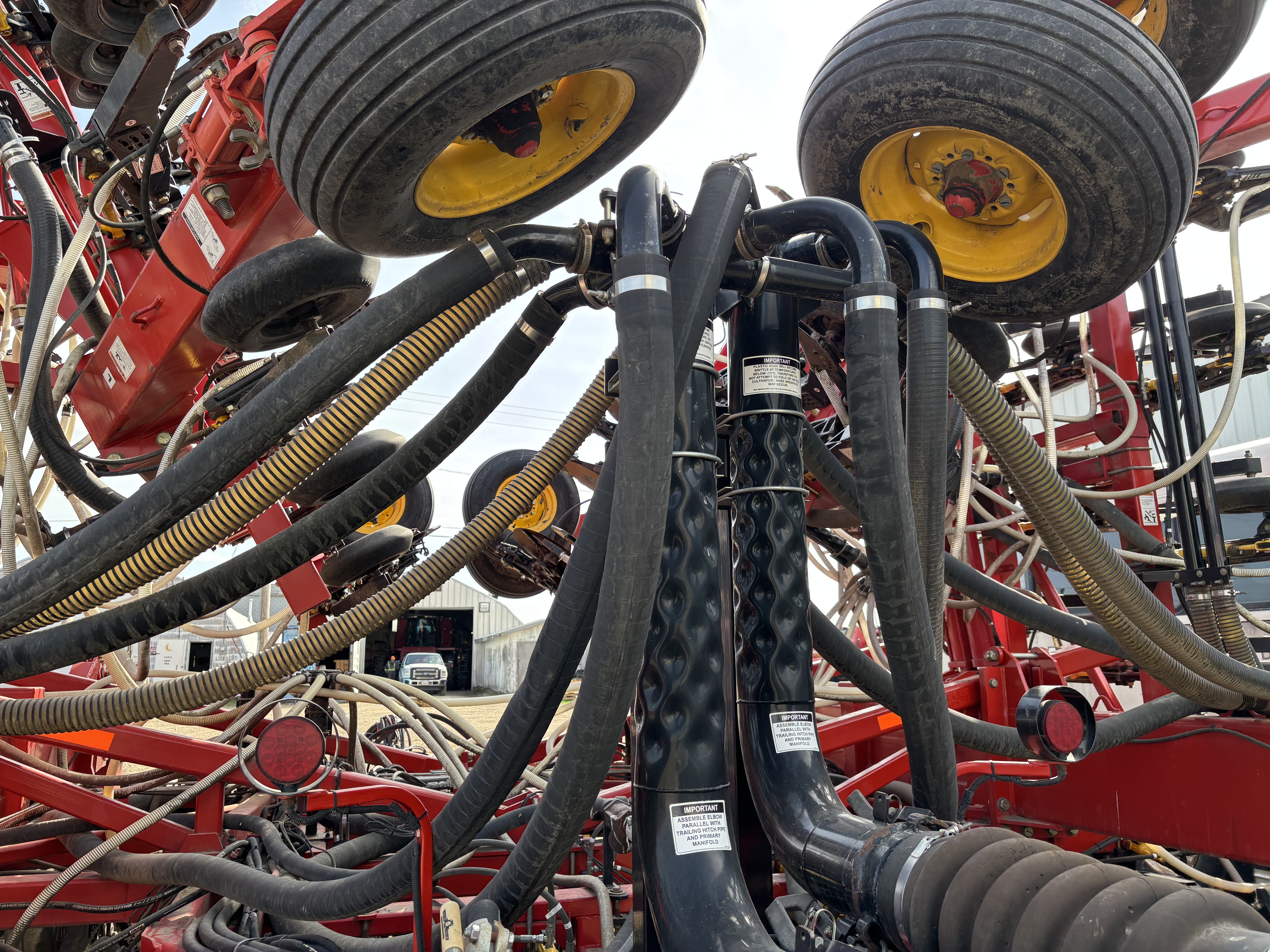 2012 Bourgault 3320-60-10 Air Drill