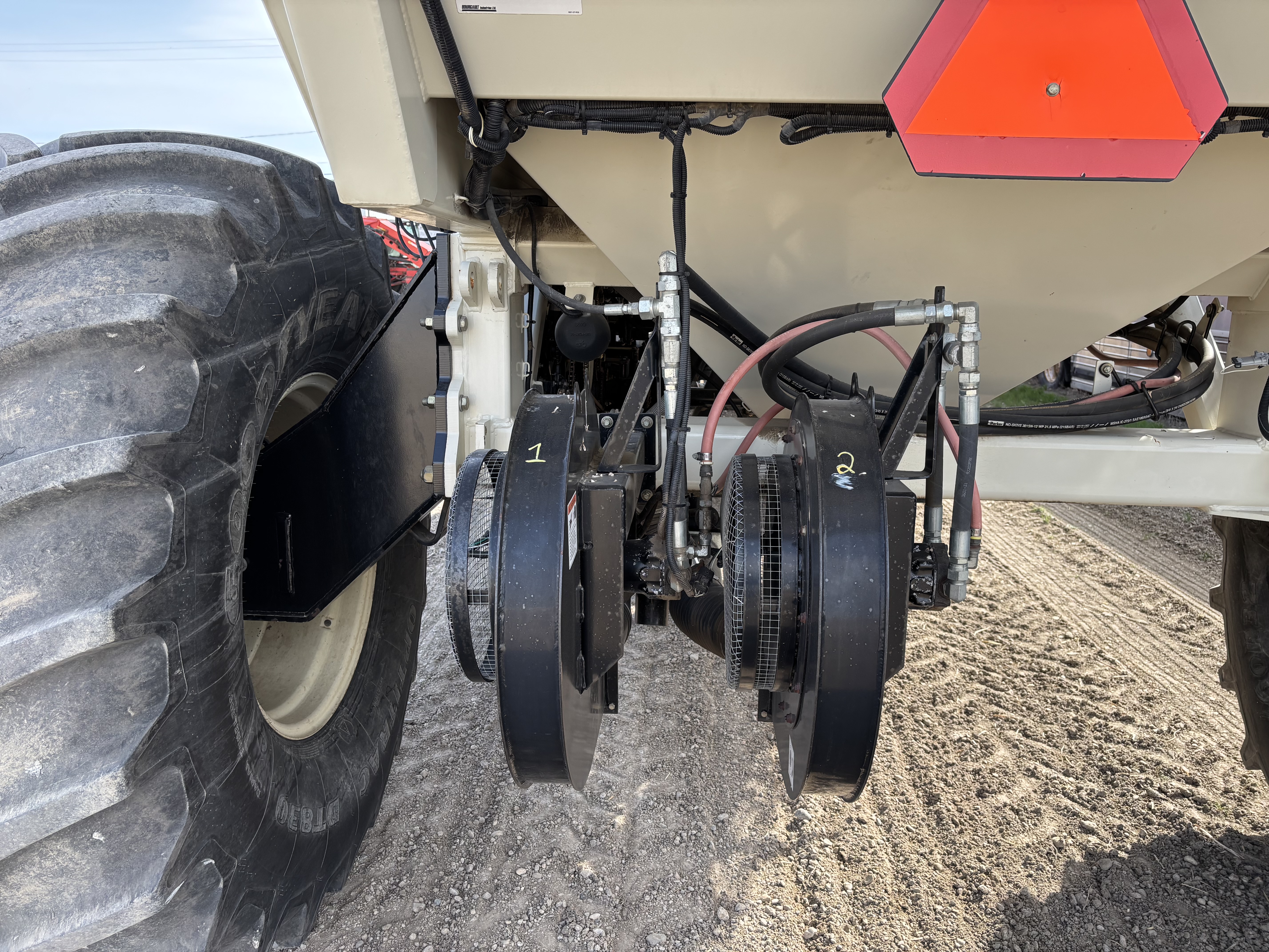 2012 Bourgault 3320-60-10 & 6550 Air Drill
