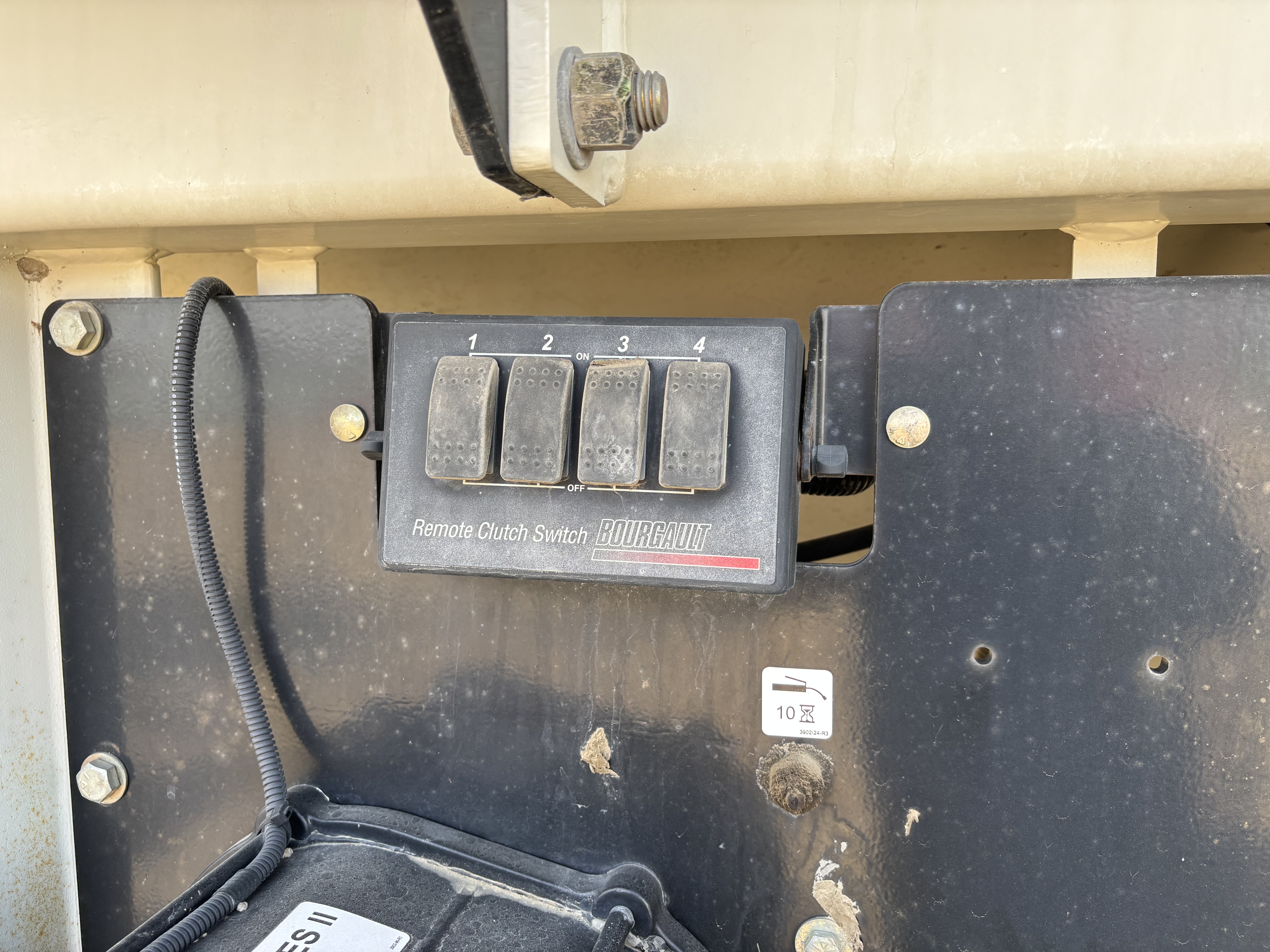 2012 Bourgault 3320-60-10 & 6550 Air Drill