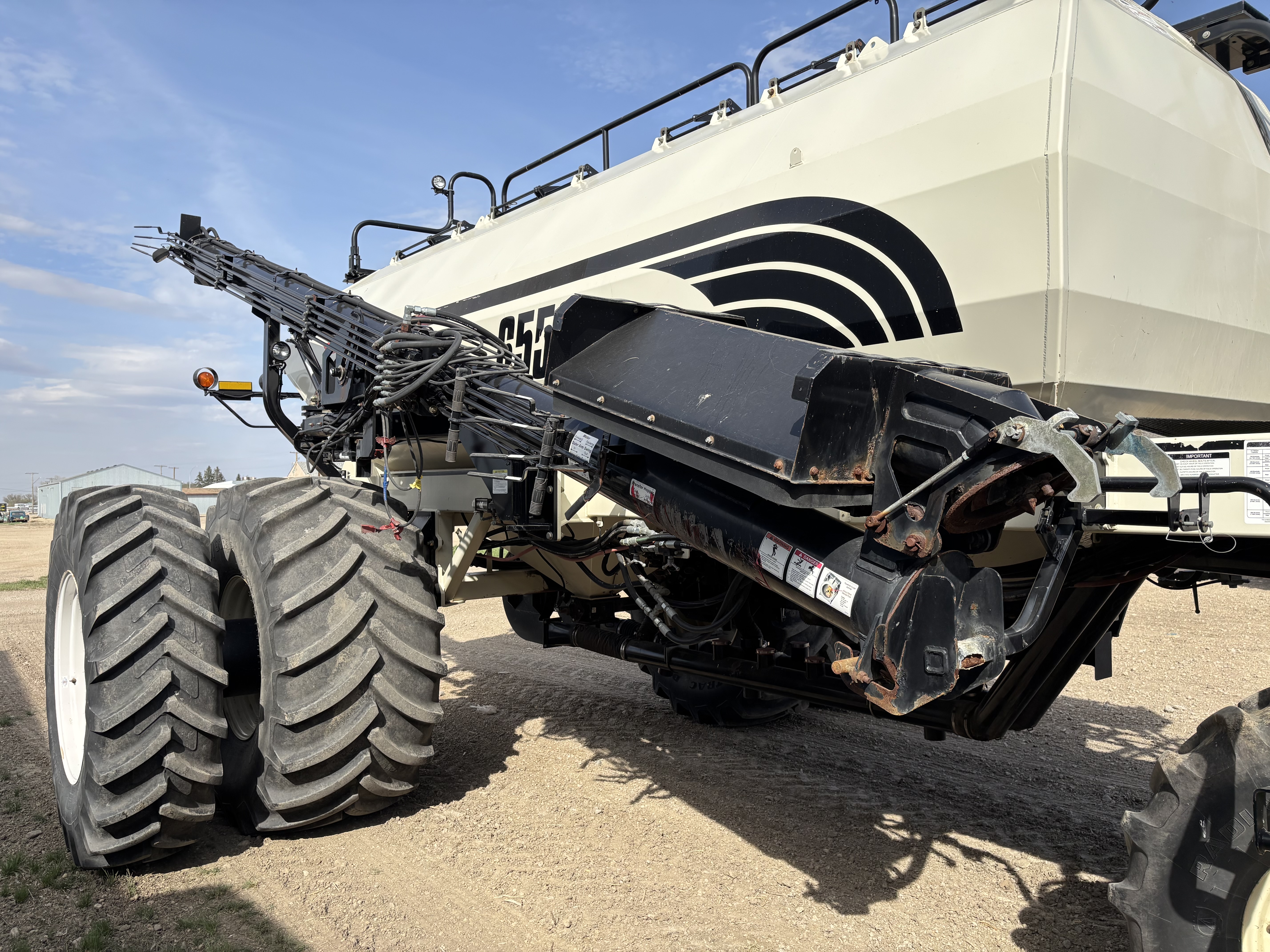 2012 Bourgault 3320-60-10 & 6550 Air Drill