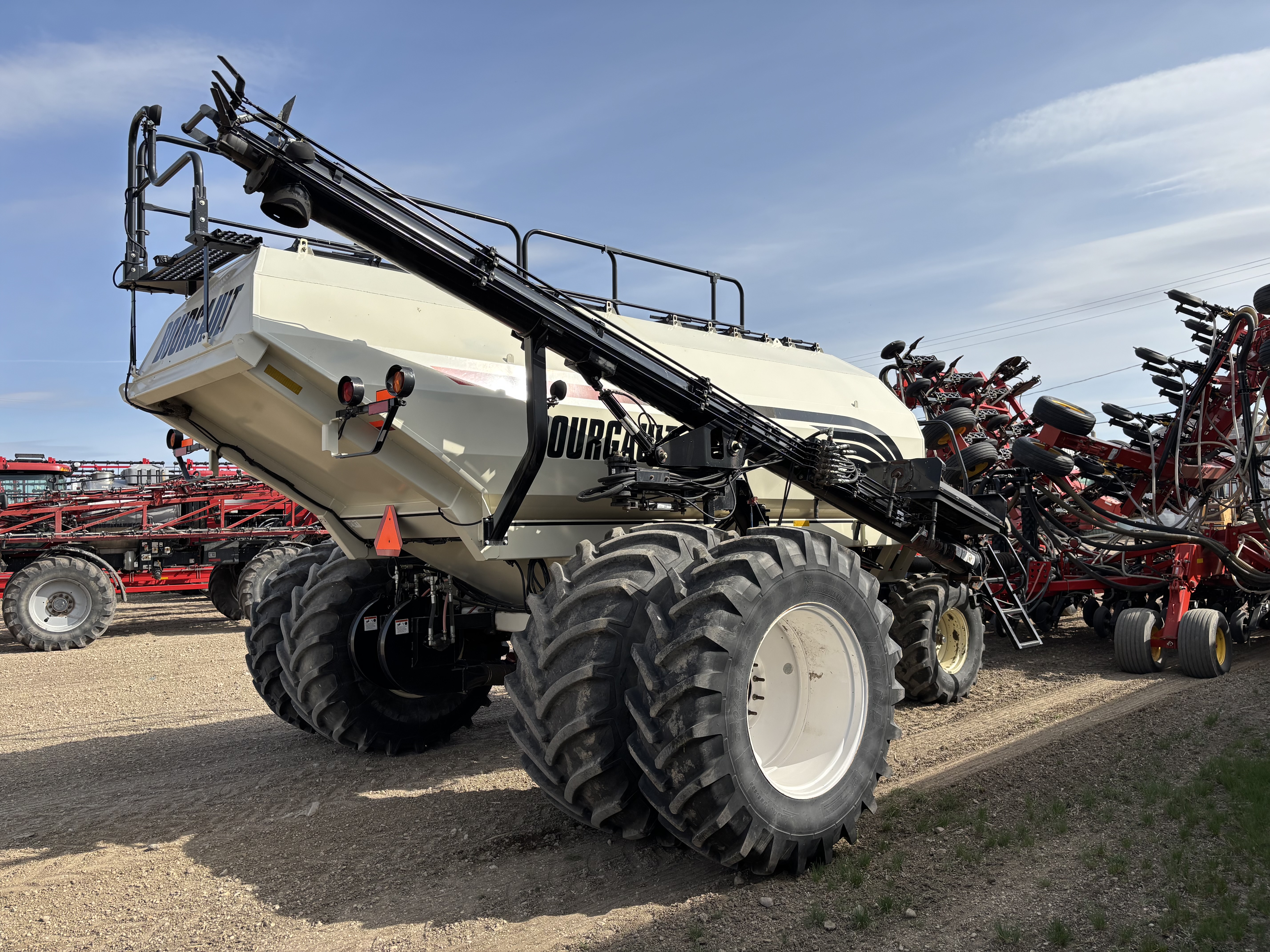 2012 Bourgault 3320-60-10 & 6550 Air Drill