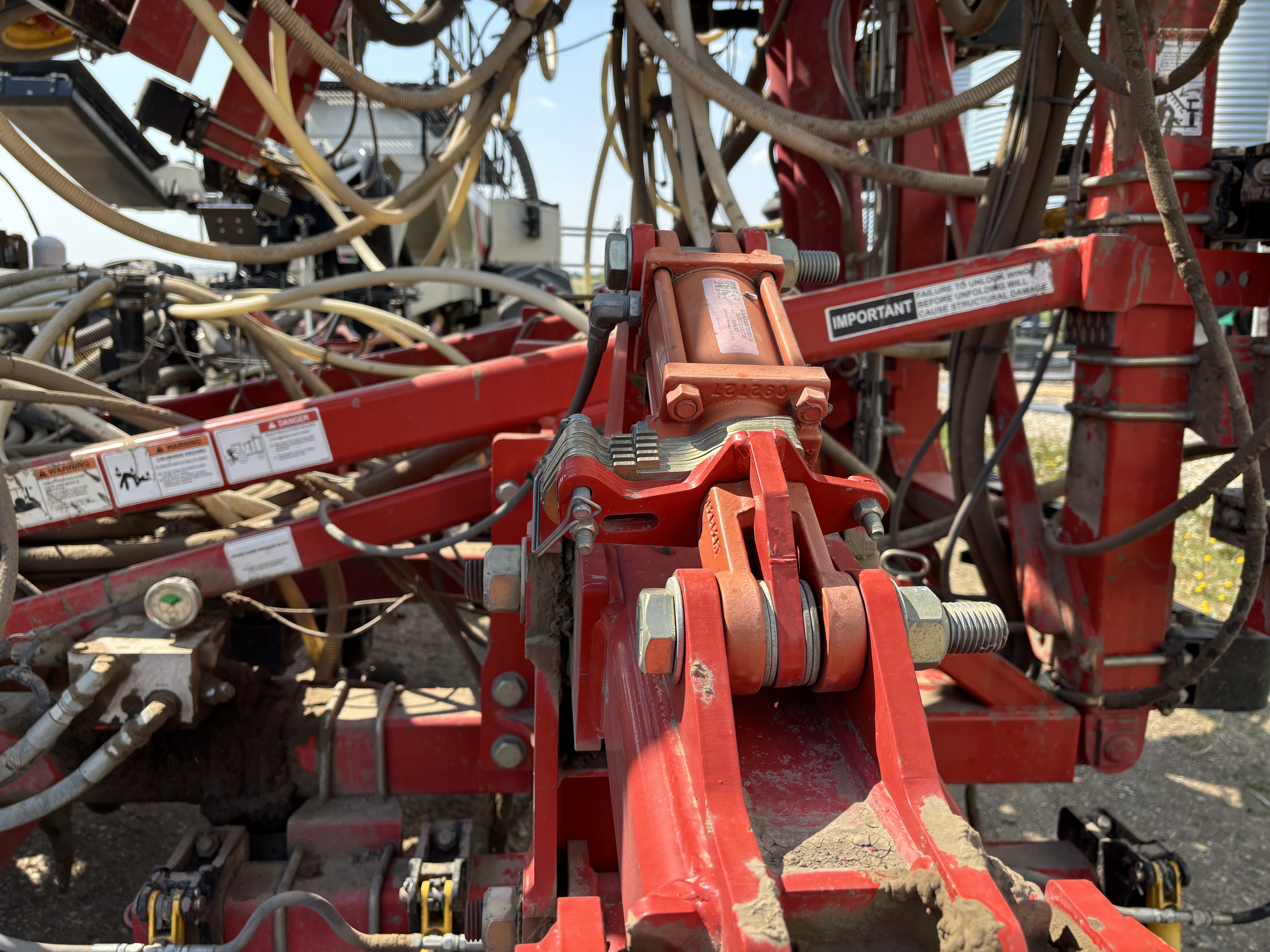 2012 Bourgault 3320-66-10 Air Drill