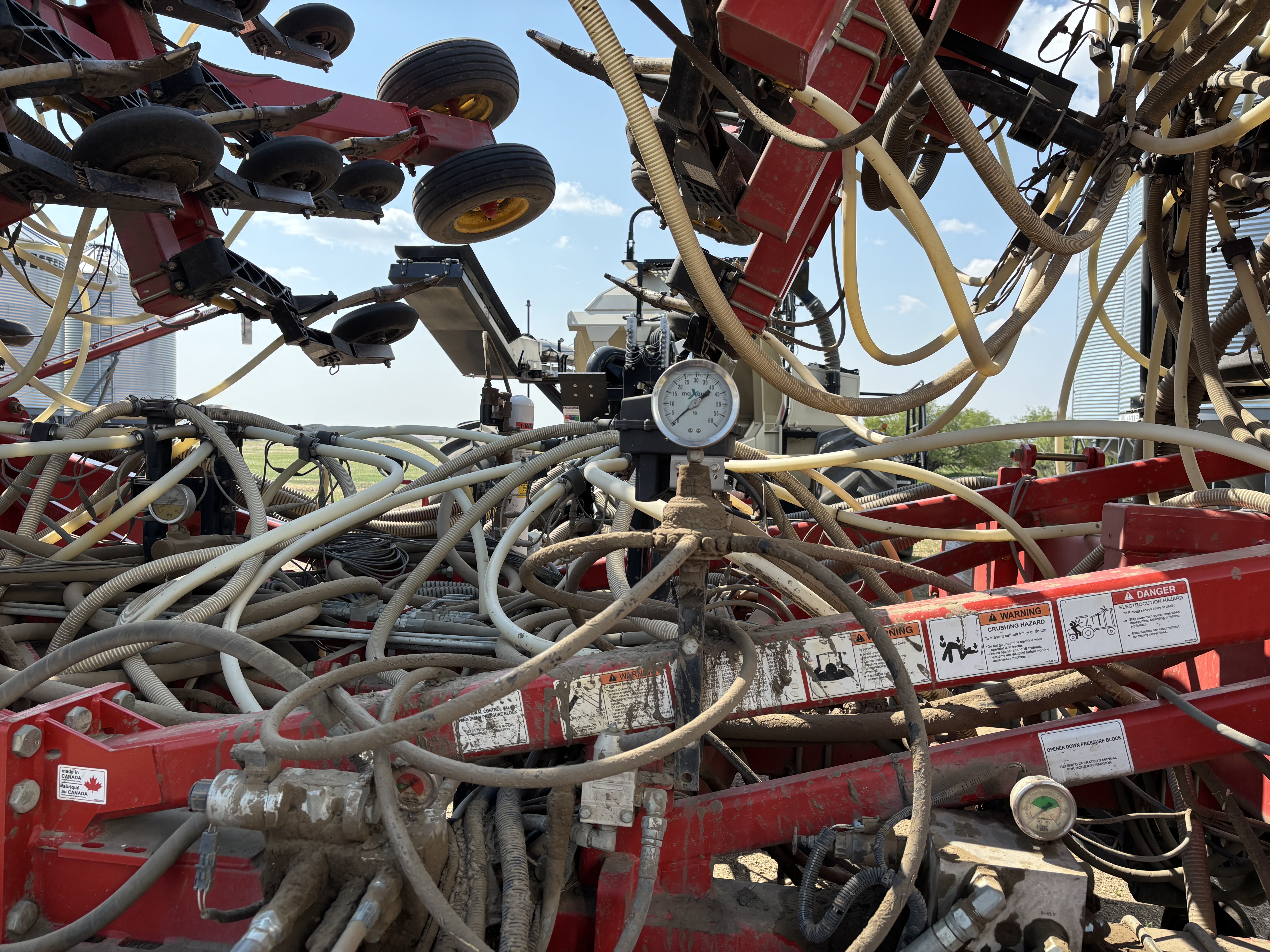 2012 Bourgault 3320-66-10 & 6550 Air Drill