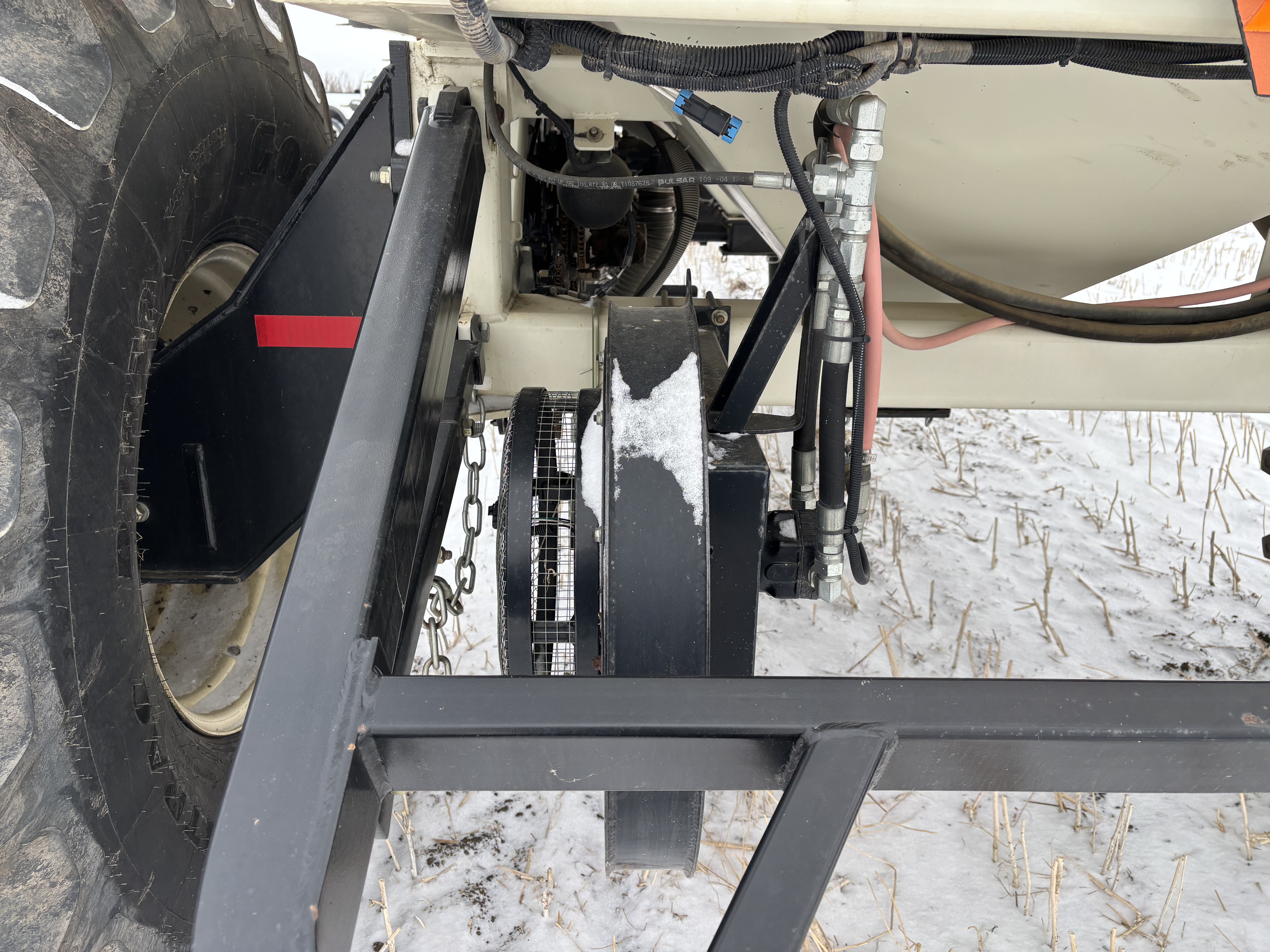 2018 Bourgault 3320-66-10 & 2010 6450 Air Drill