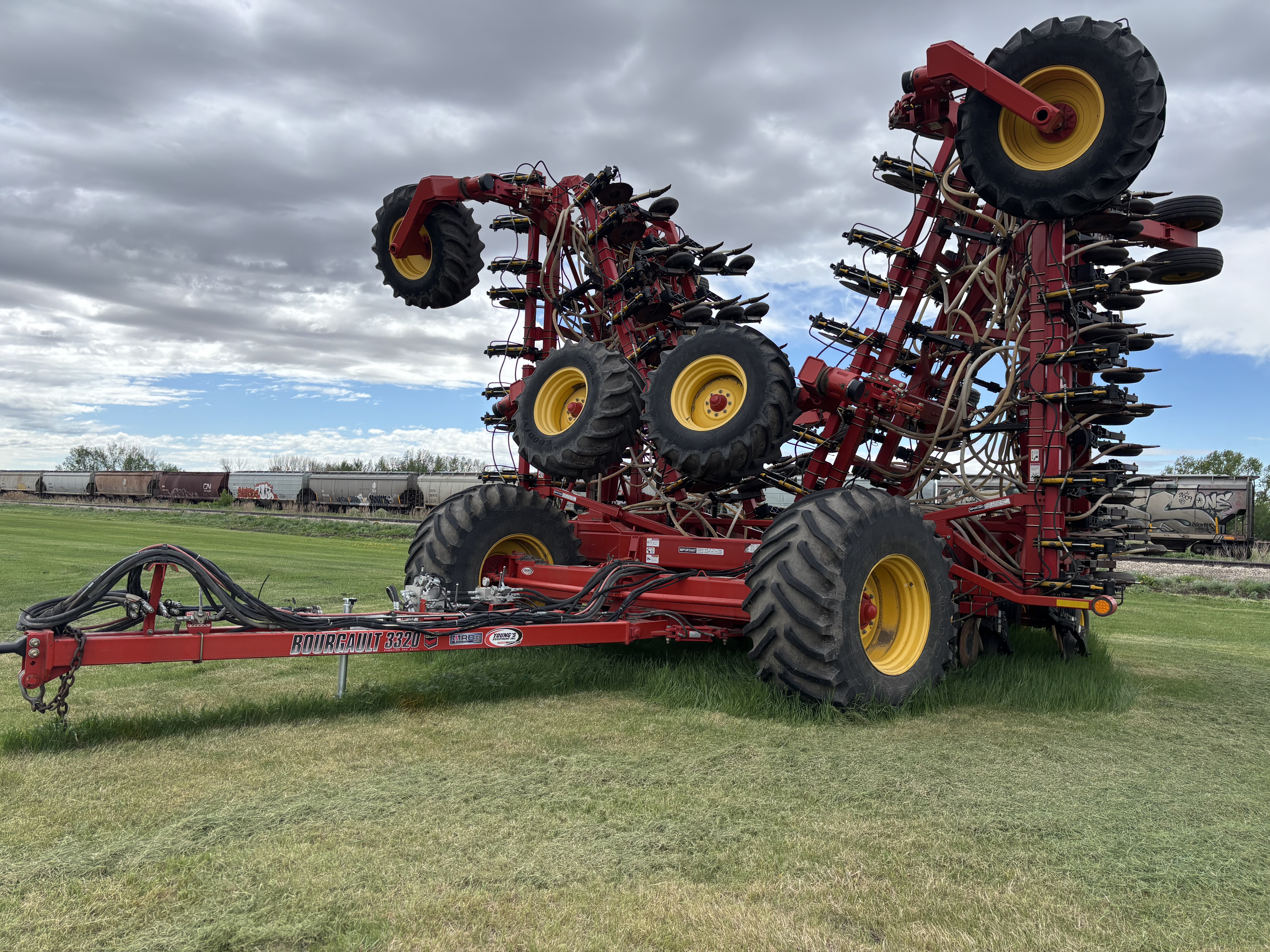 2015 Bourgault 3320-76-10 Air Drill