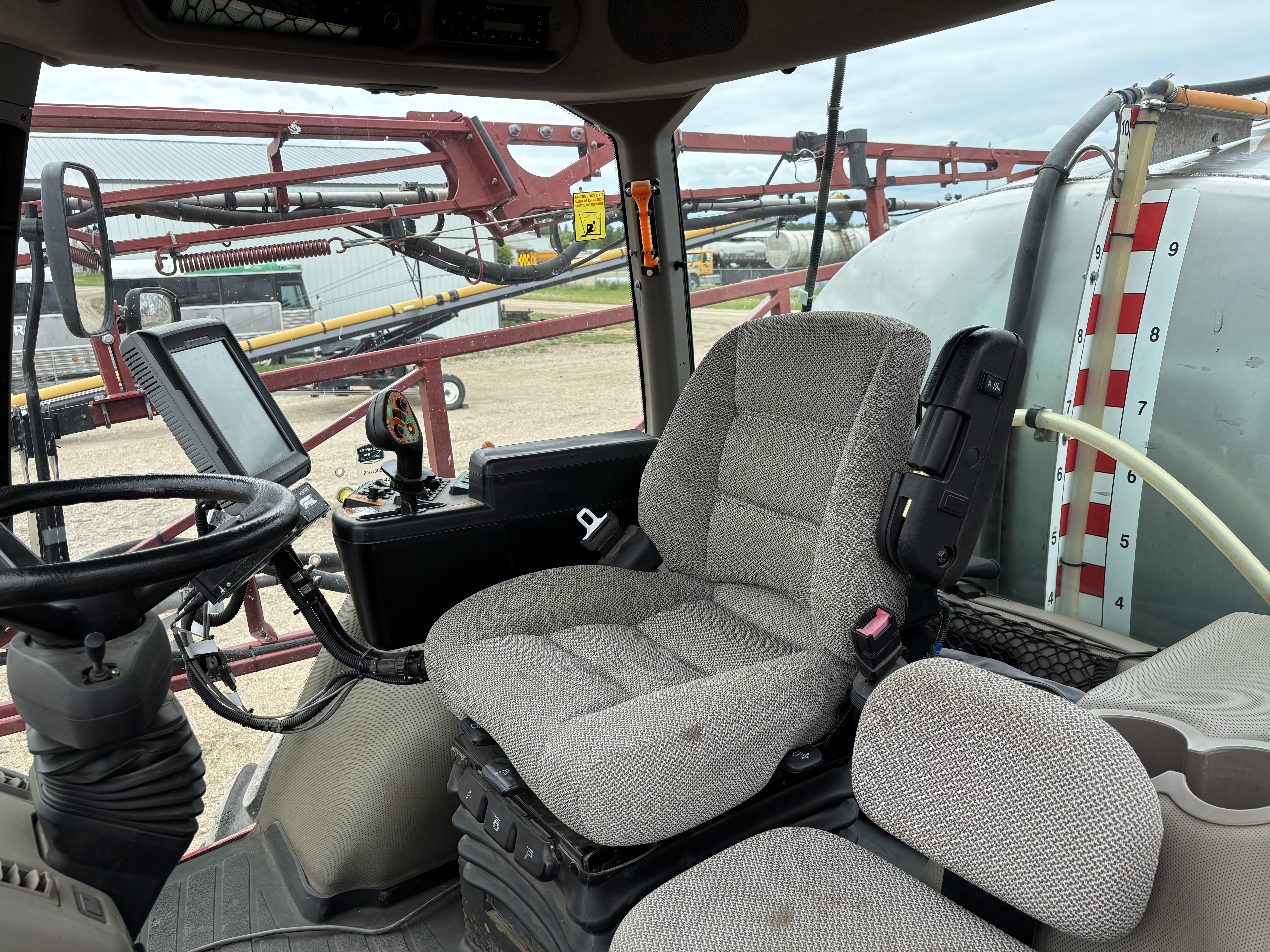 2010 Case IH Patriot 3330 Sprayer/High Clearance