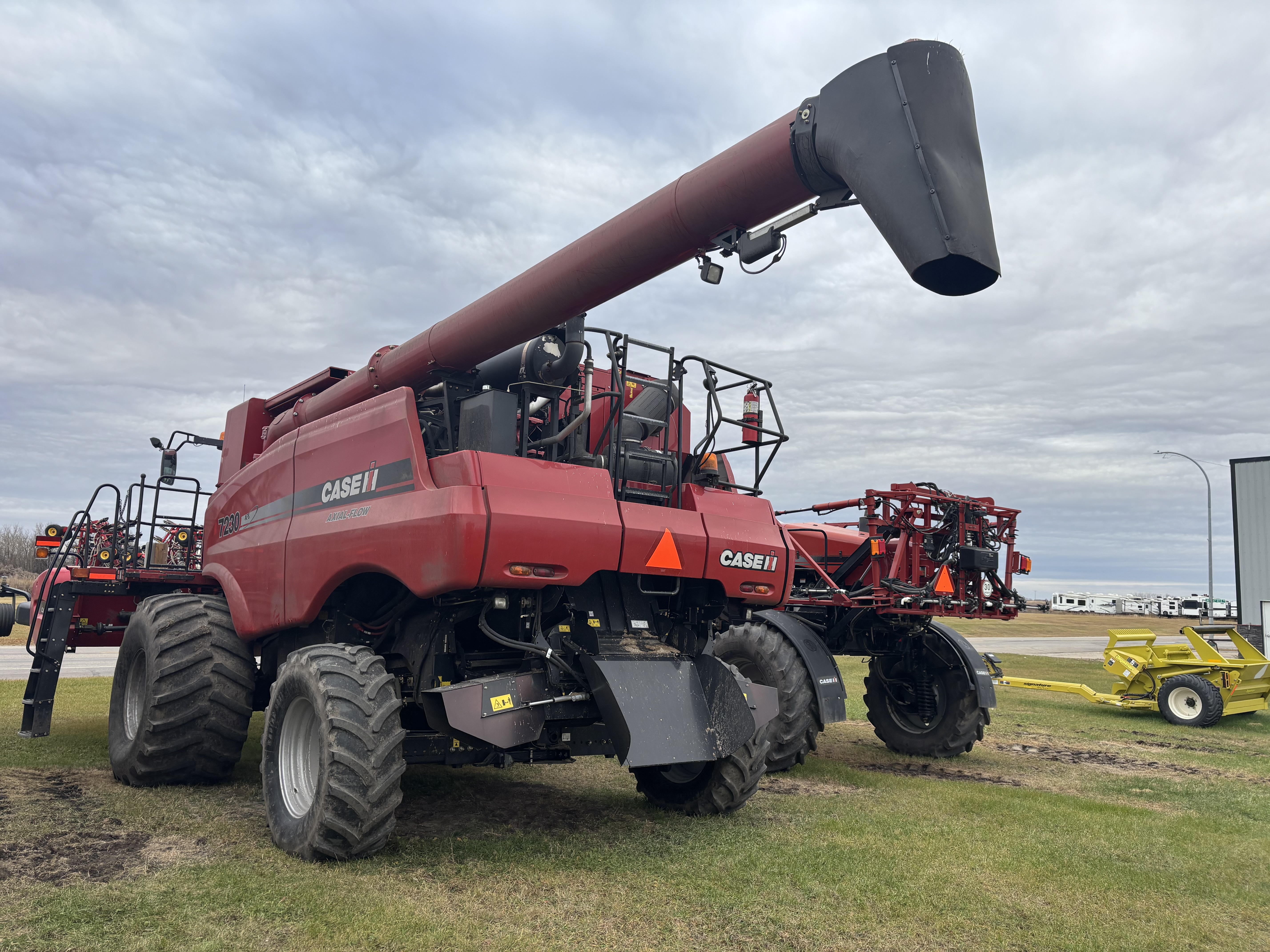 2013 Case IH 7230 Combine