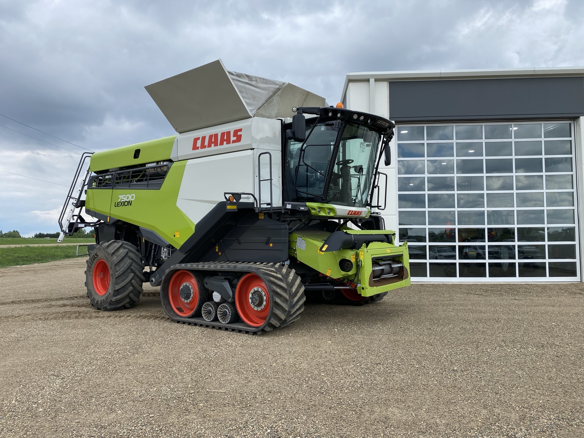 2023 CLAAS 7500TT Combine