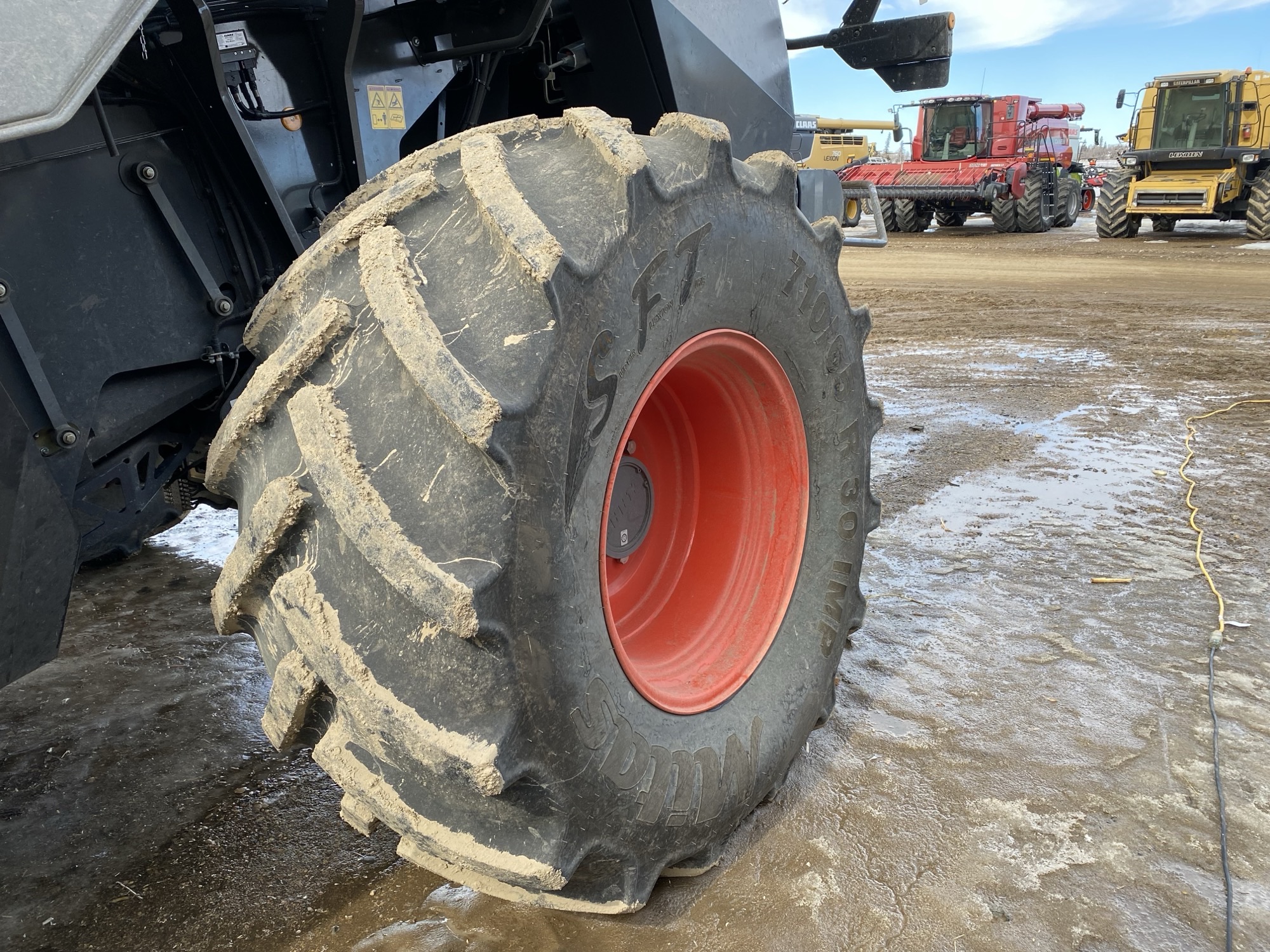 2023 CLAAS 7500TT Combine