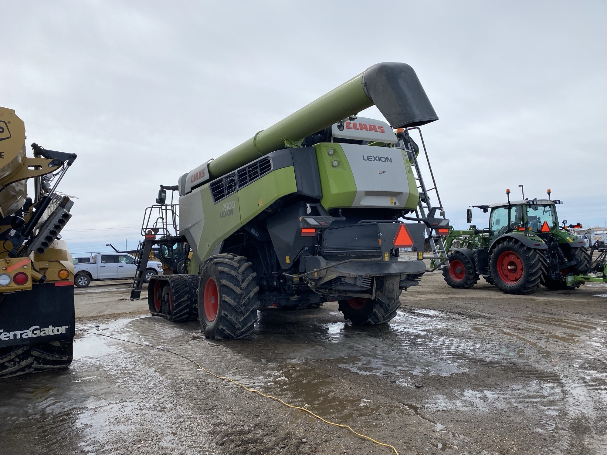 2023 CLAAS 7500TT Combine