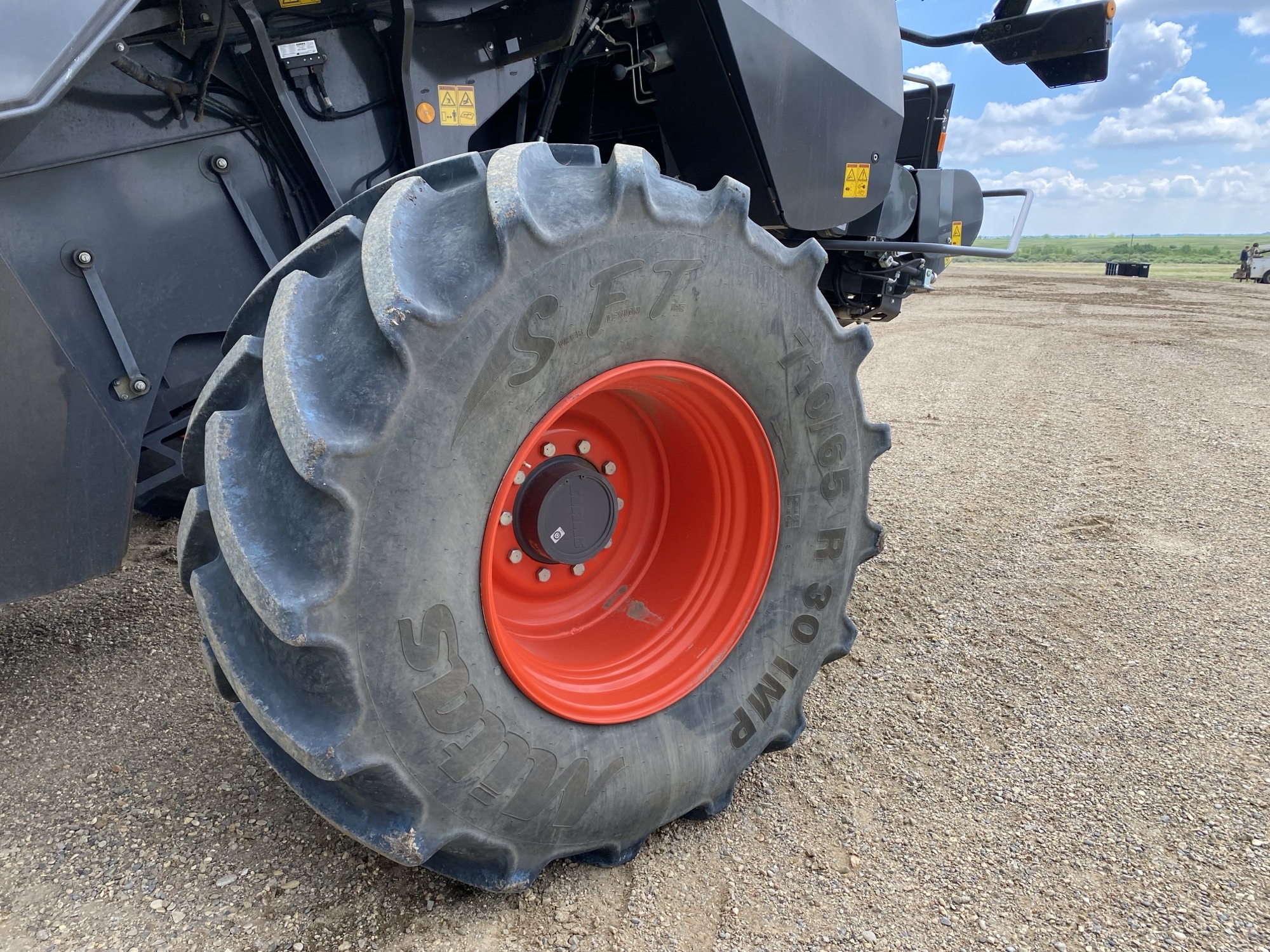 2023 CLAAS 7500TT Combine