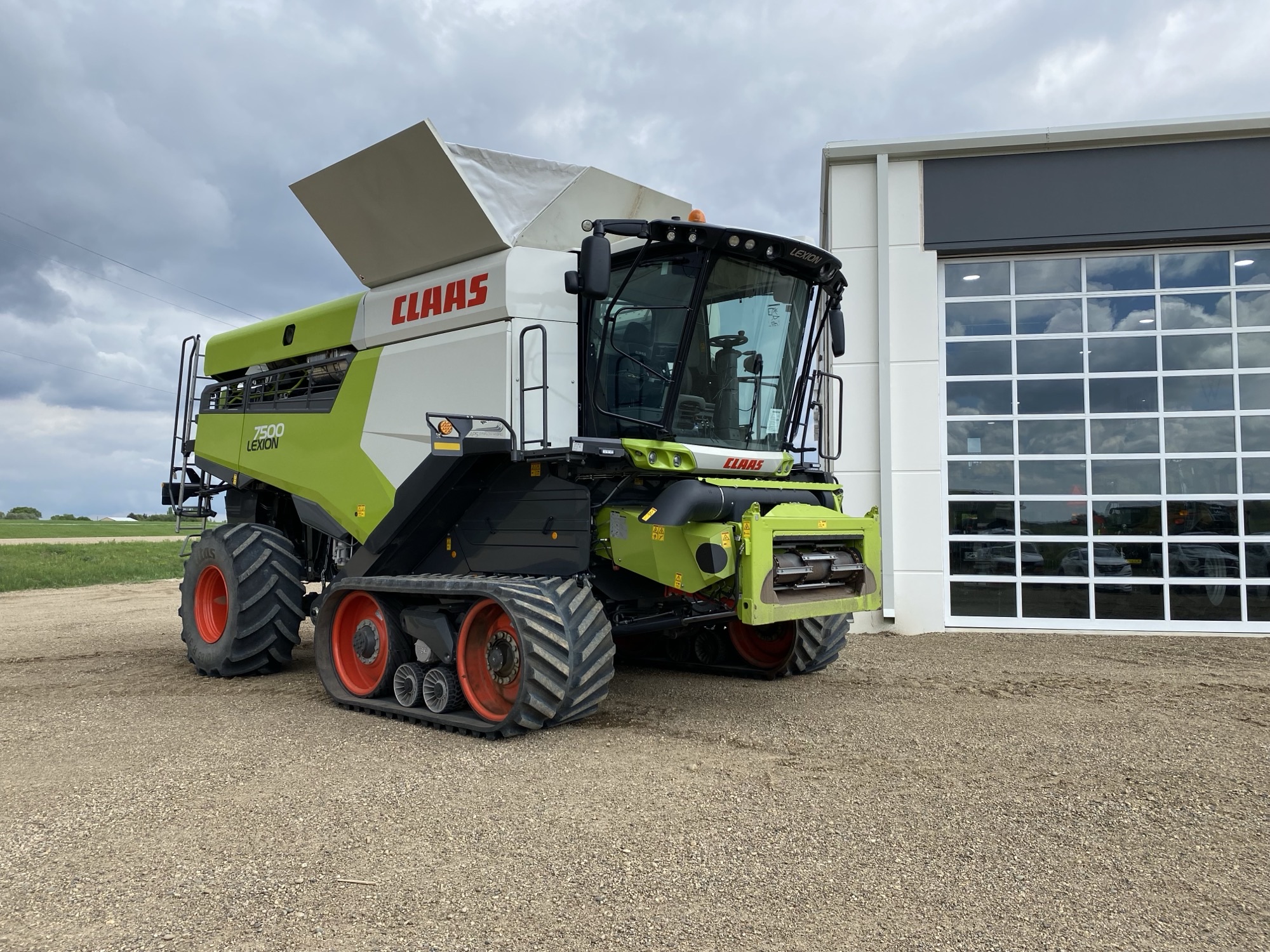 2023 CLAAS 7500TT Combine