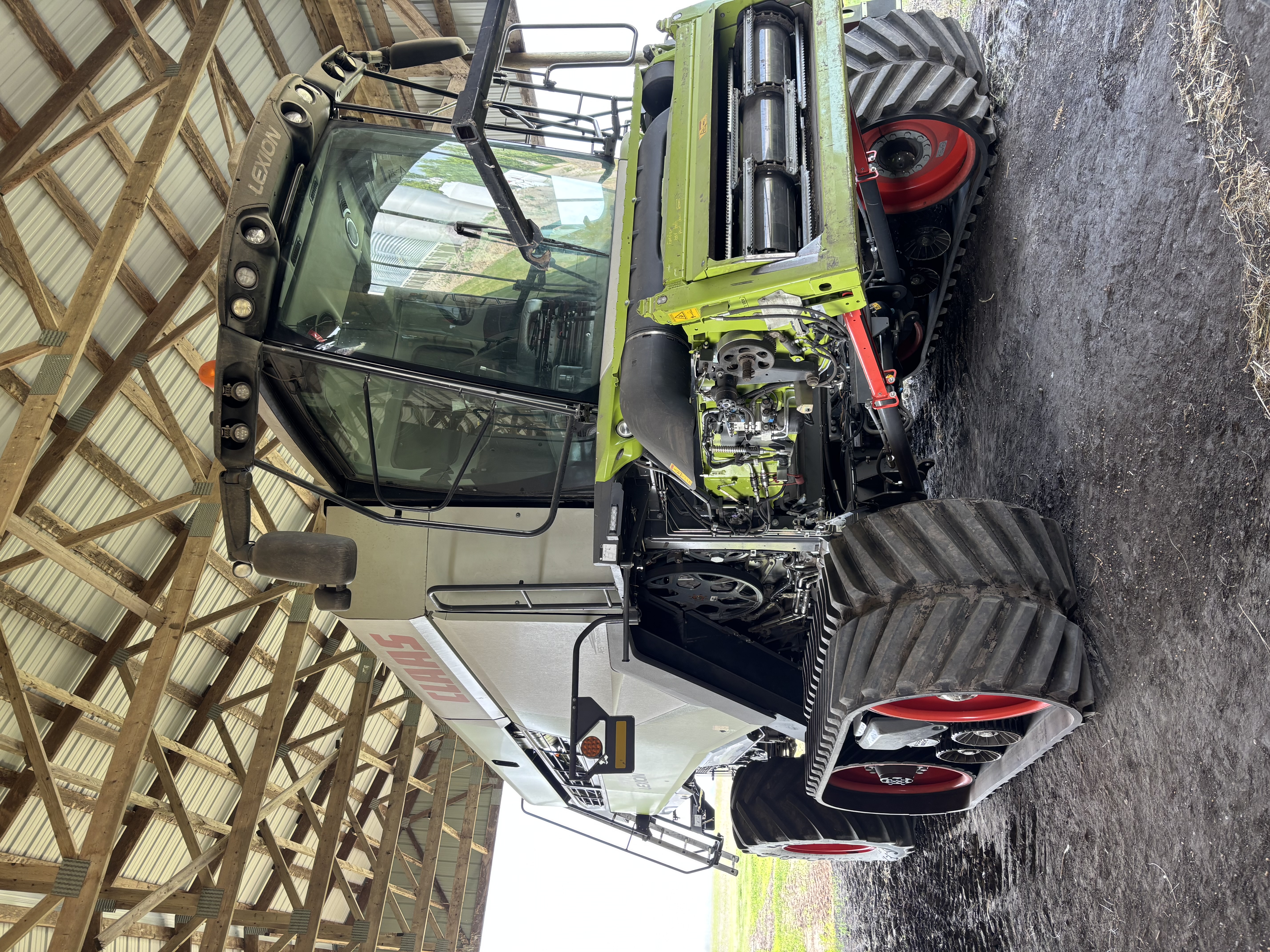 2022 CLAAS 8700TT Combine