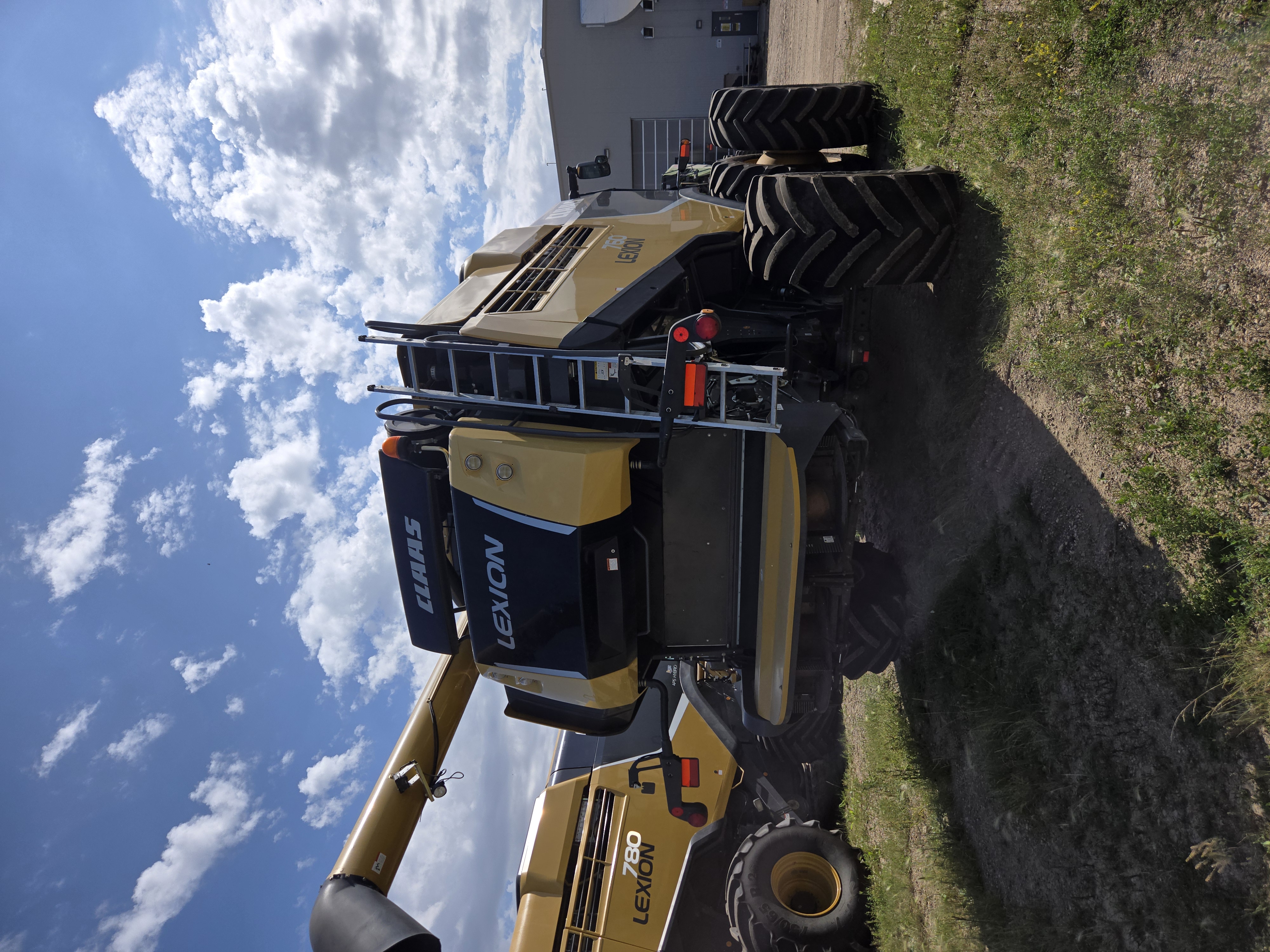 2018 CLAAS 760 Combine