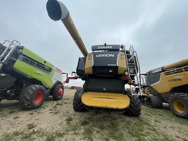 2015 CLAAS 780TT Combine