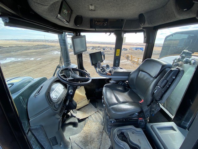 2018 RoGator RG1100C Sprayer/High Clearance