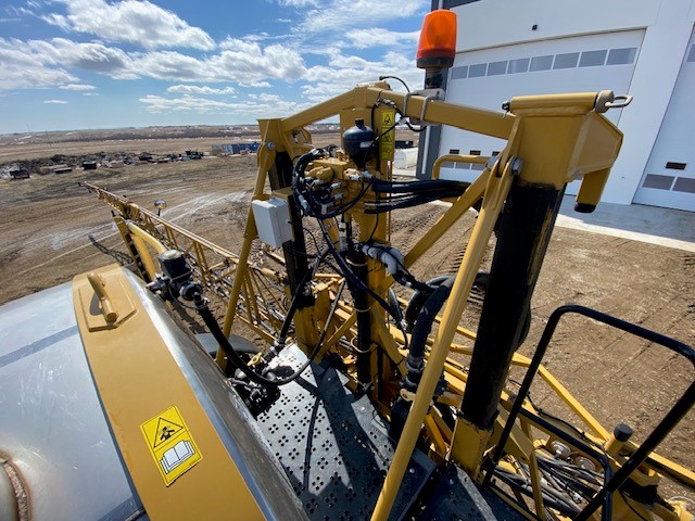 2018 RoGator RG1100C Sprayer/High Clearance