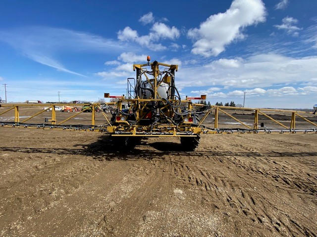 2018 RoGator RG1100C Sprayer/High Clearance