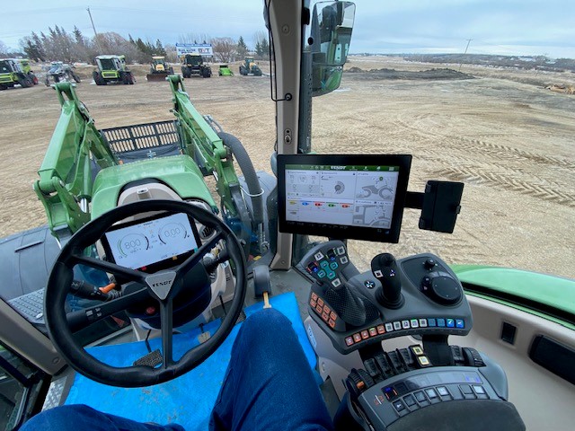 2021 Fendt 716 Gen6 Tractor