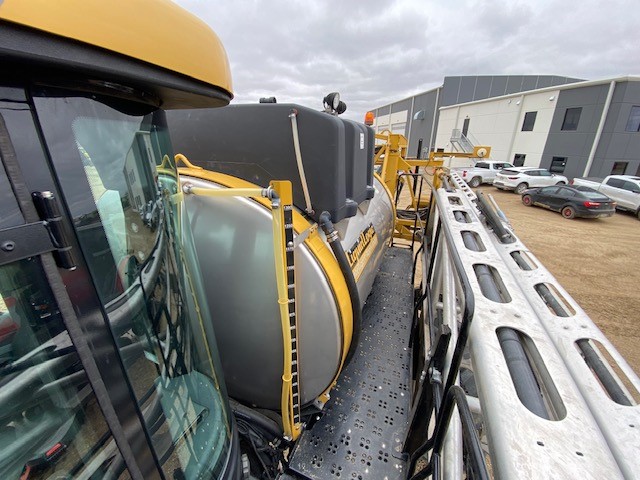 2022 RoGator RG1300C Sprayer/High Clearance