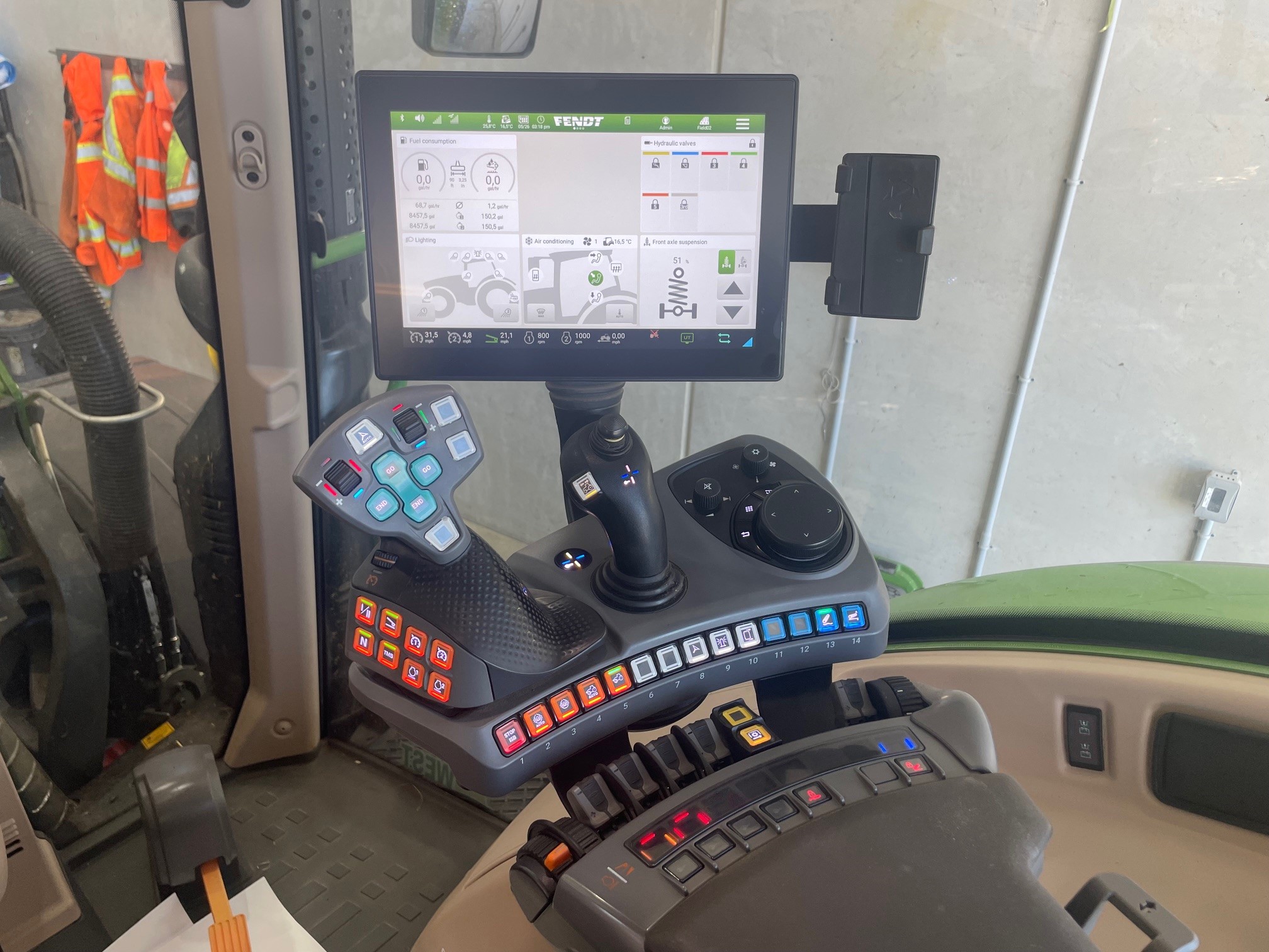 2023 Fendt FT714G6 Tractor