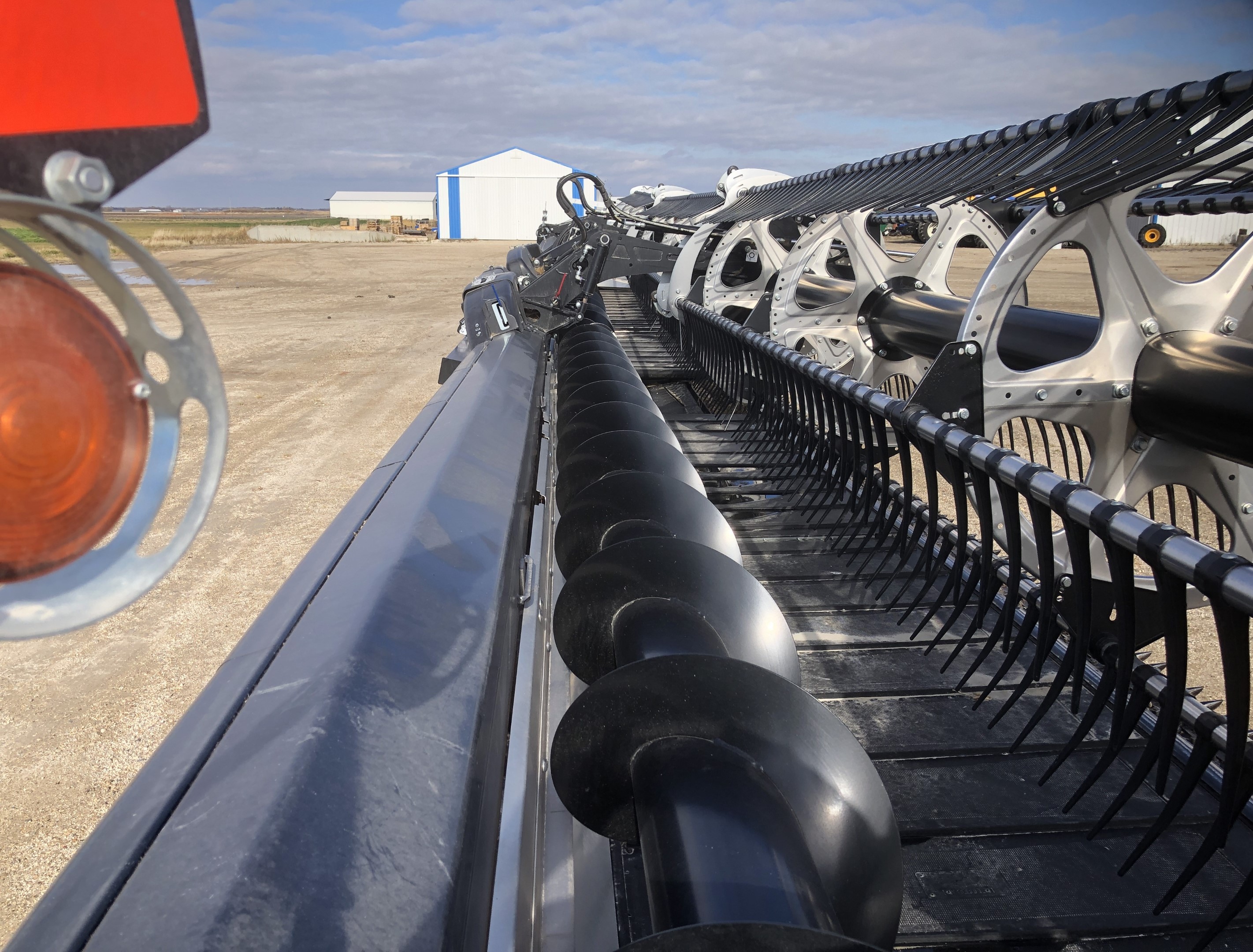2022 MacDon FD250 Header Draper Flex