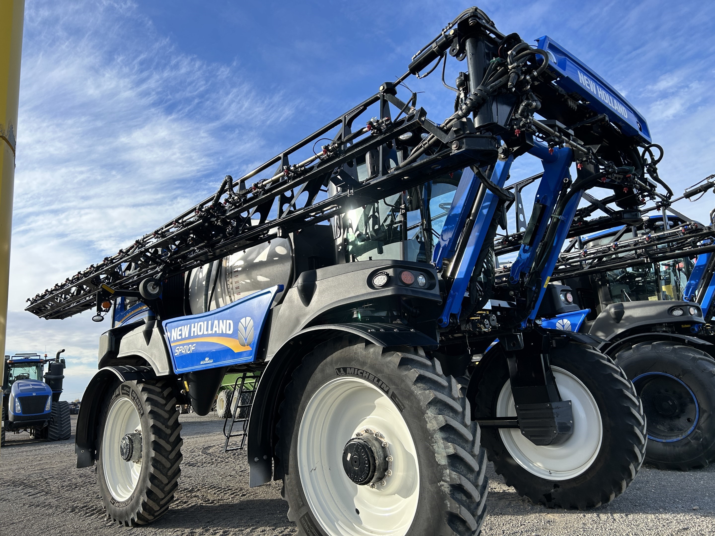 2022 New Holland SP.410F Sprayer/High Clearance