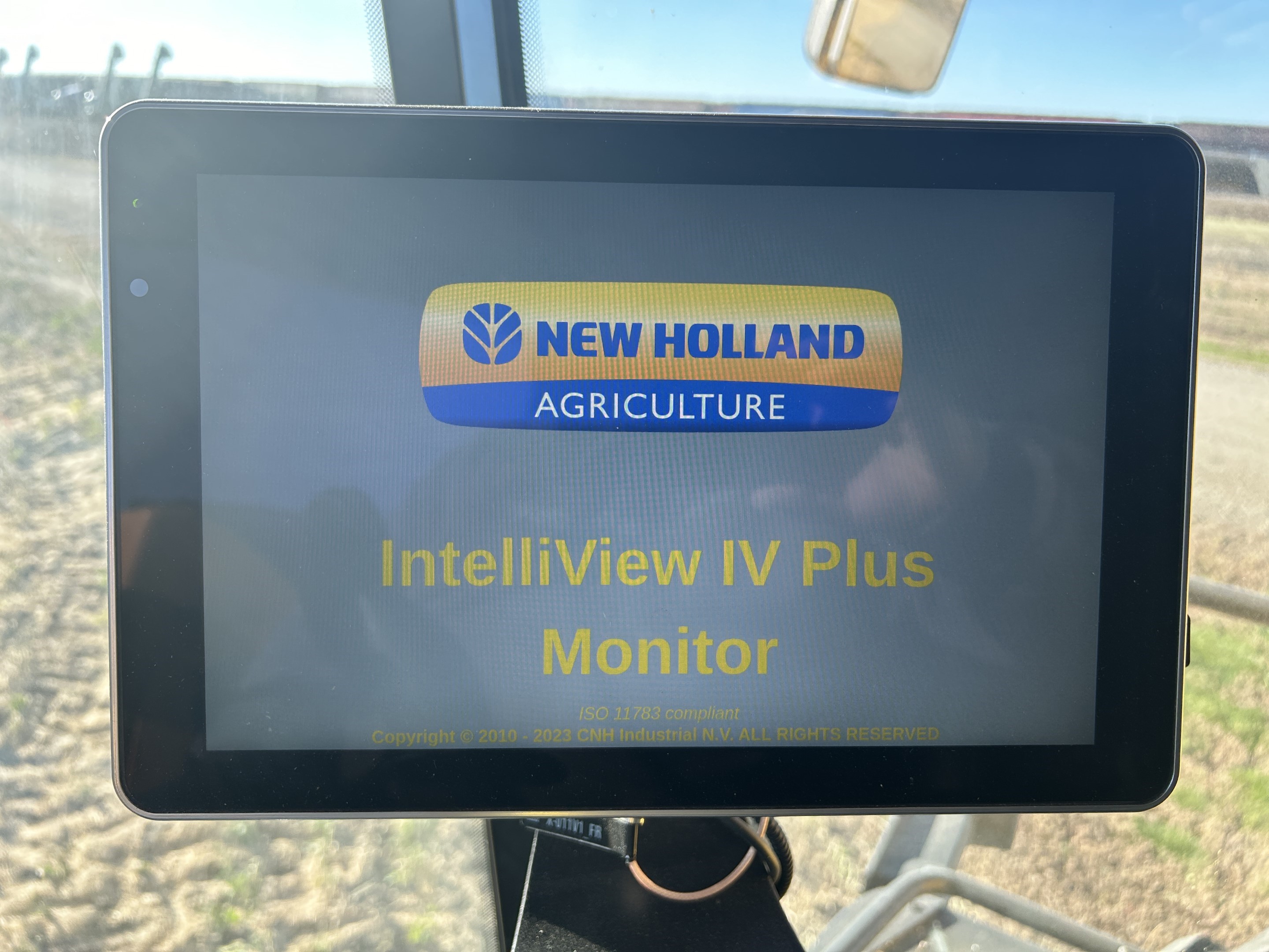 2023 New Holland CR9.90Z Combine