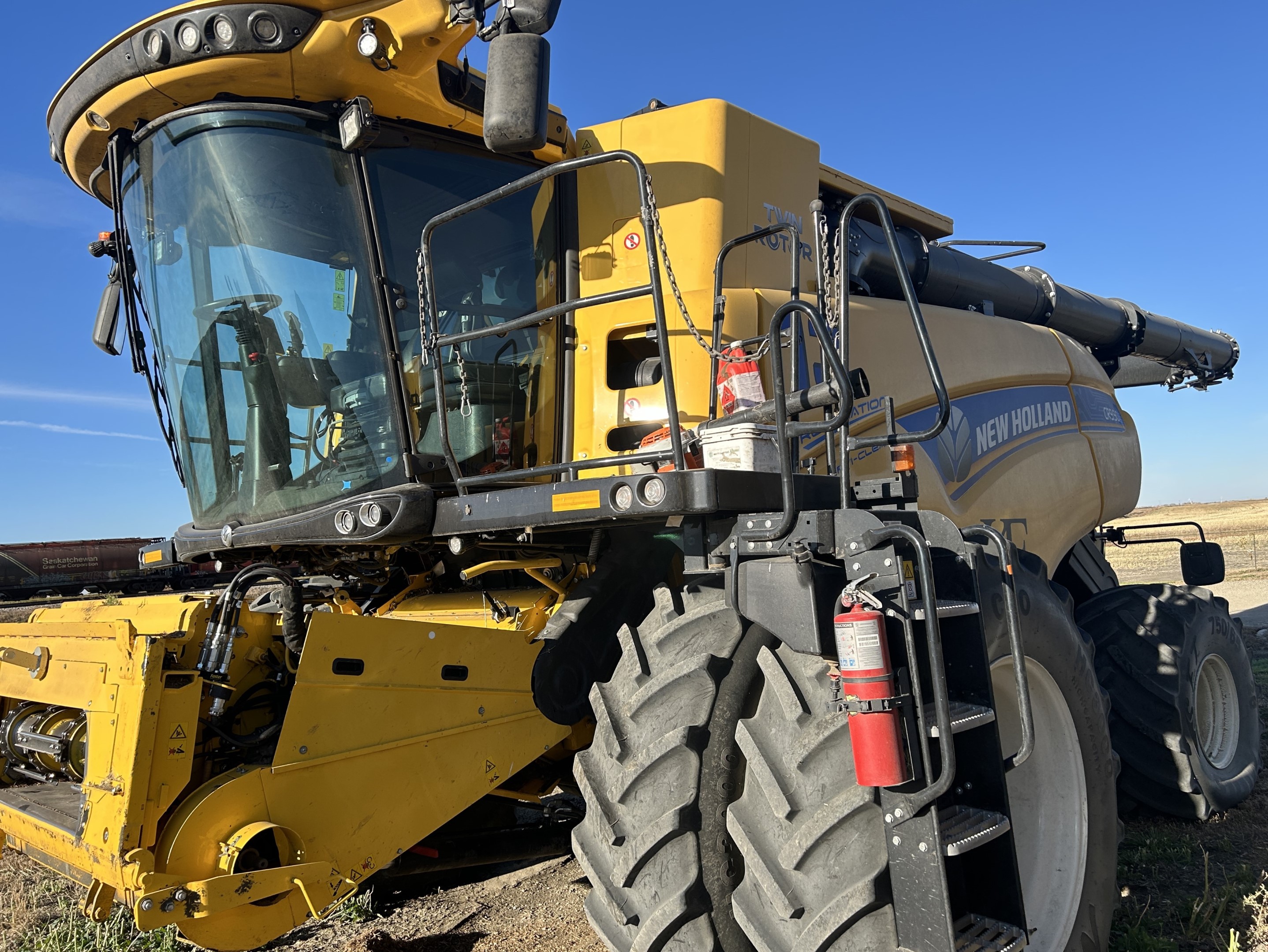 2023 New Holland CR9.90Z Combine