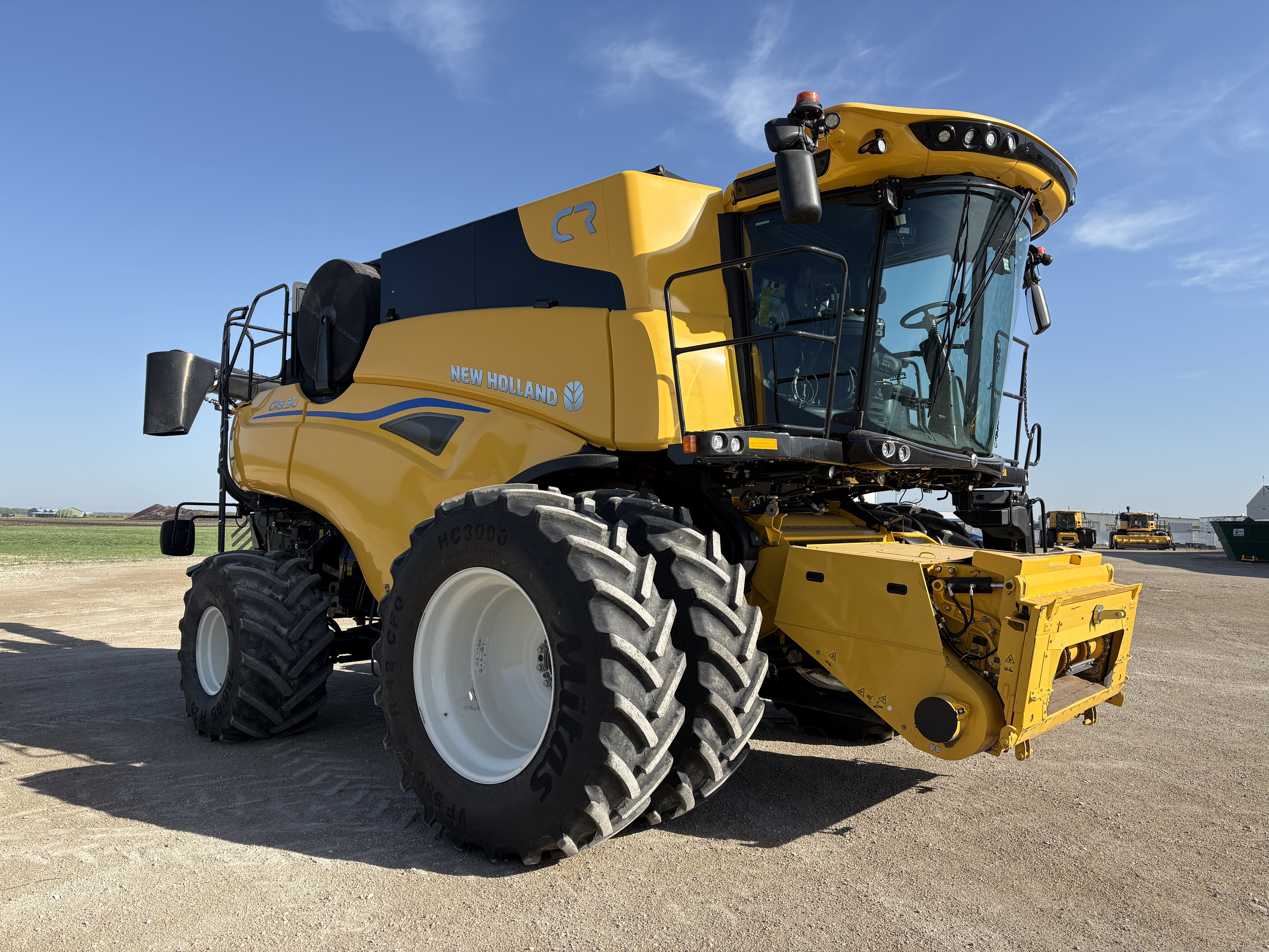 2024 New Holland CR9.90Z Combine
