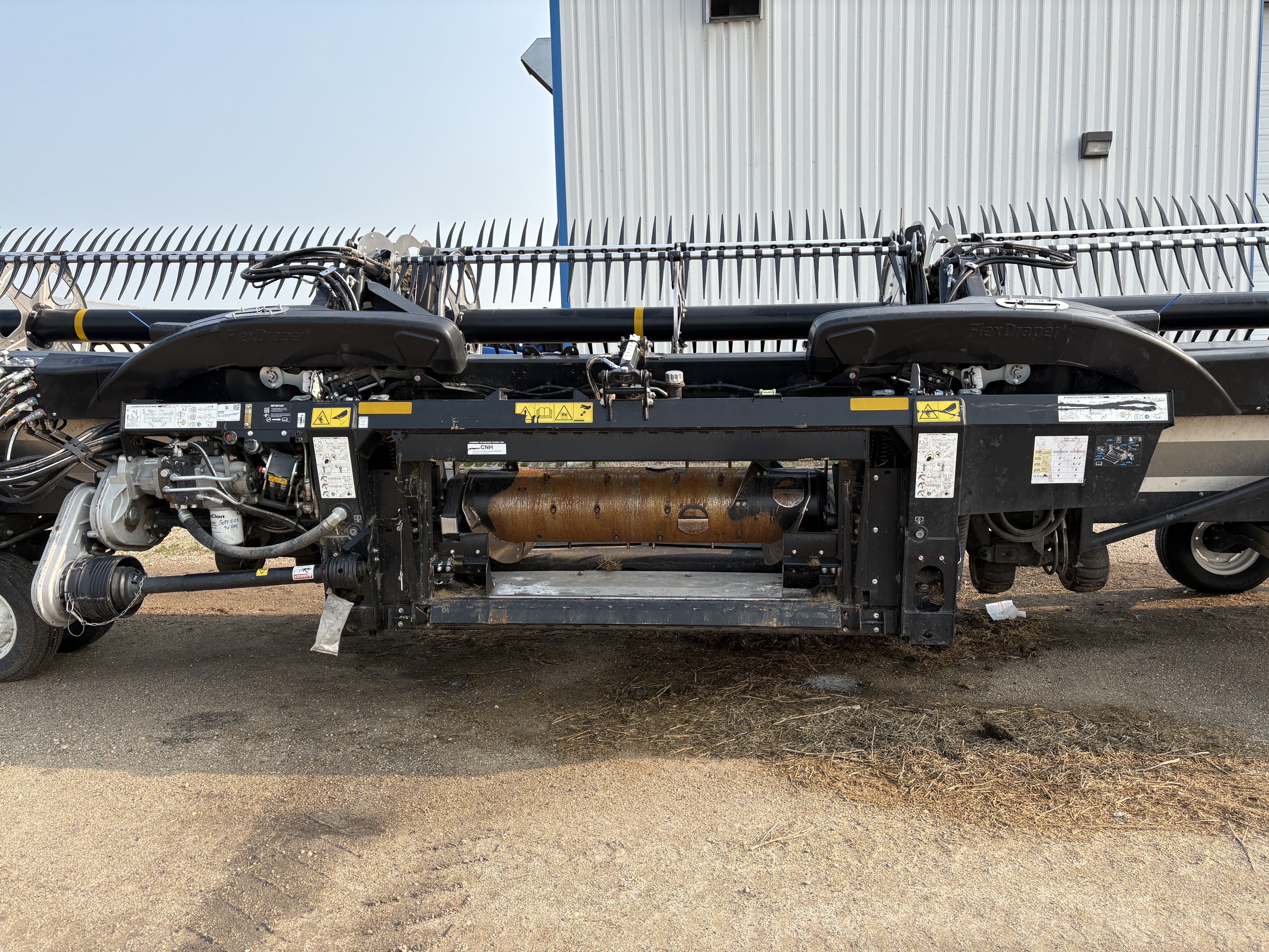 2023 MacDon FD240 Header Draper Flex