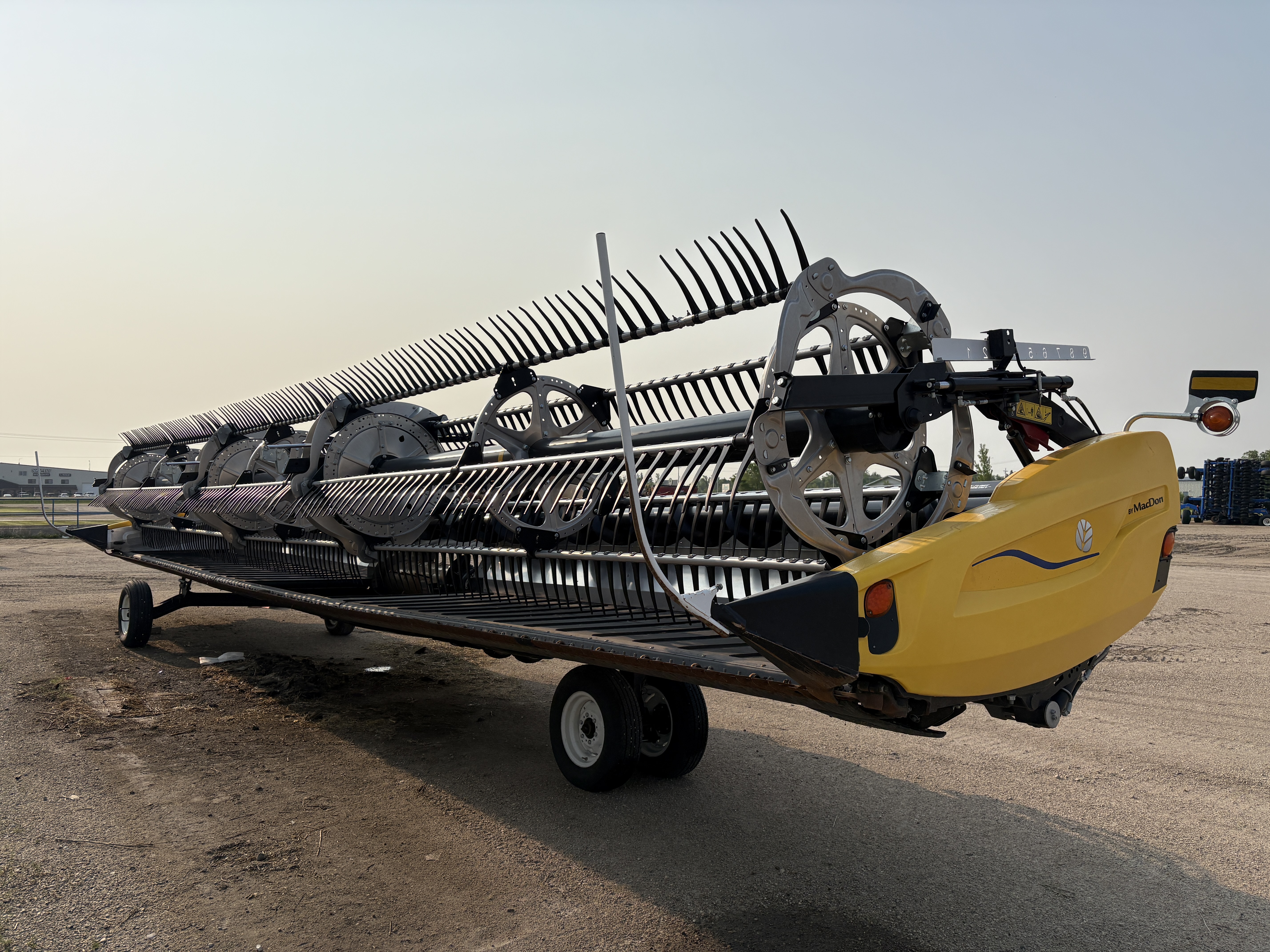 2023 MacDon FD240 Header Draper Flex