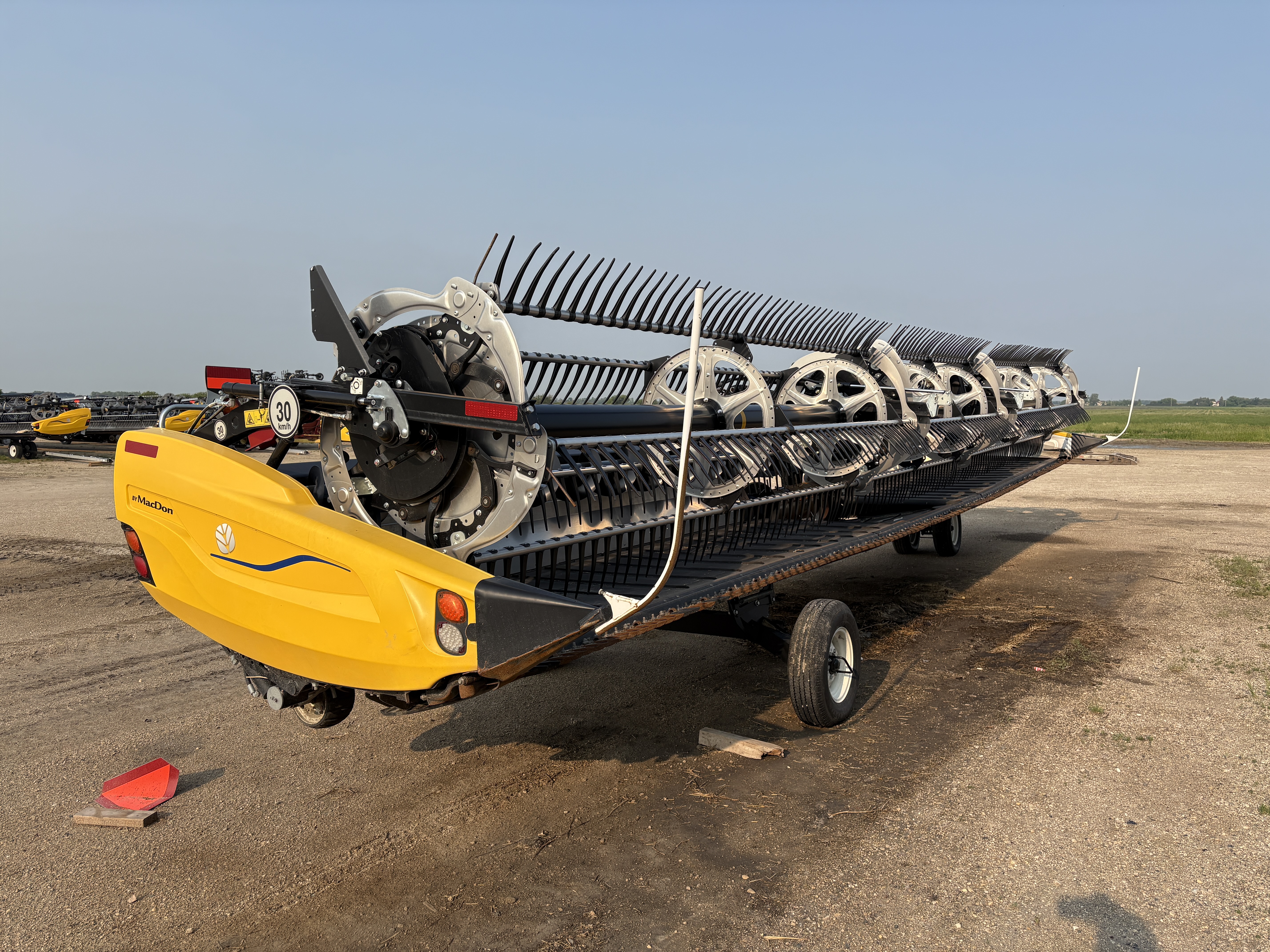 2023 MacDon FD240 Header Draper Flex