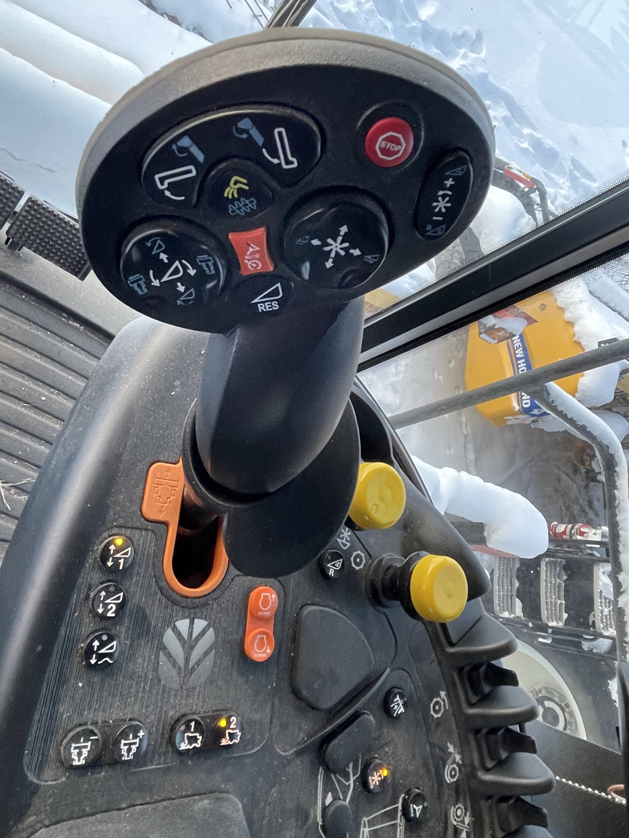 2023 New Holland CX8.80 Combine