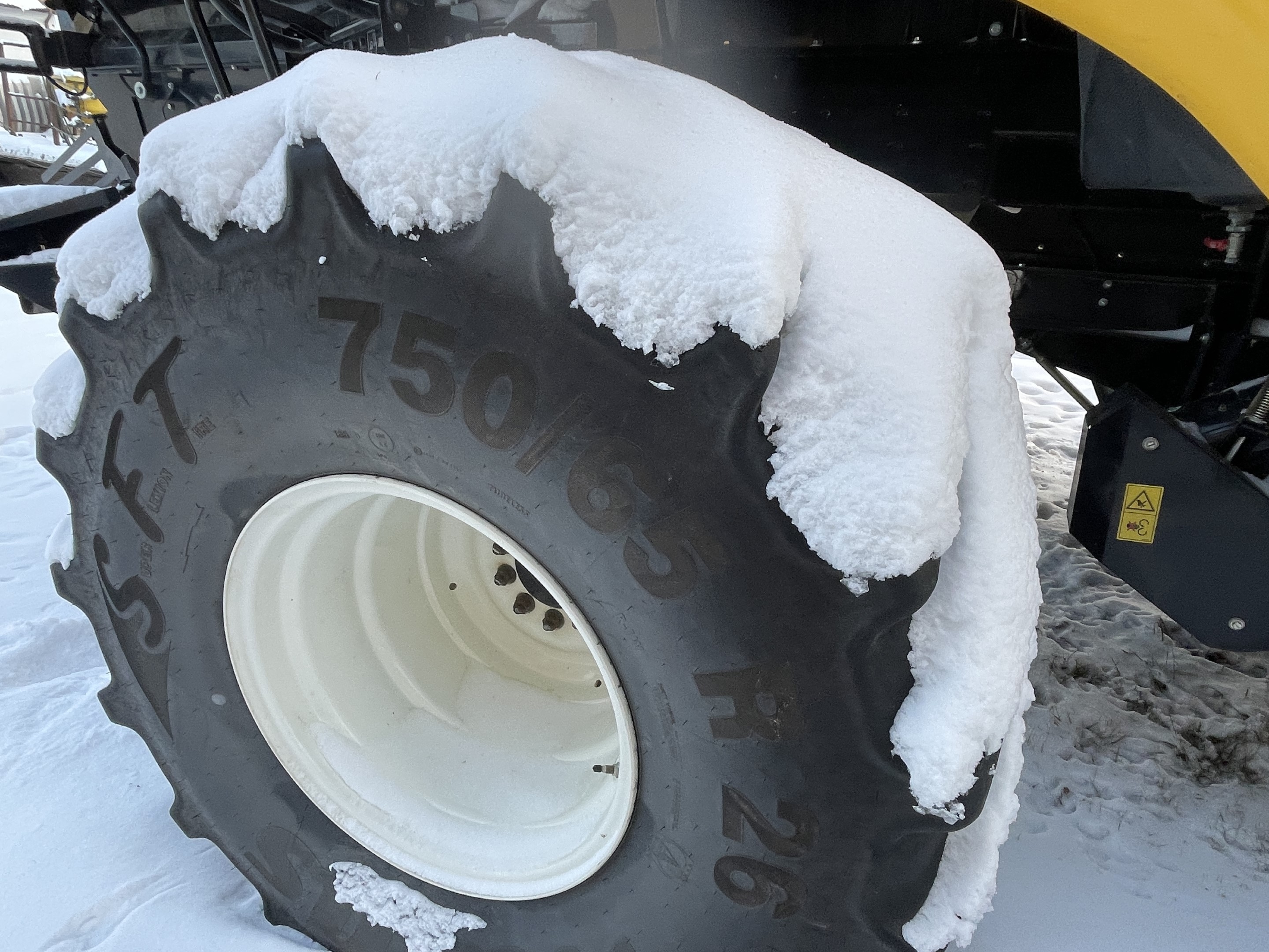 2023 New Holland CX8.80 Combine