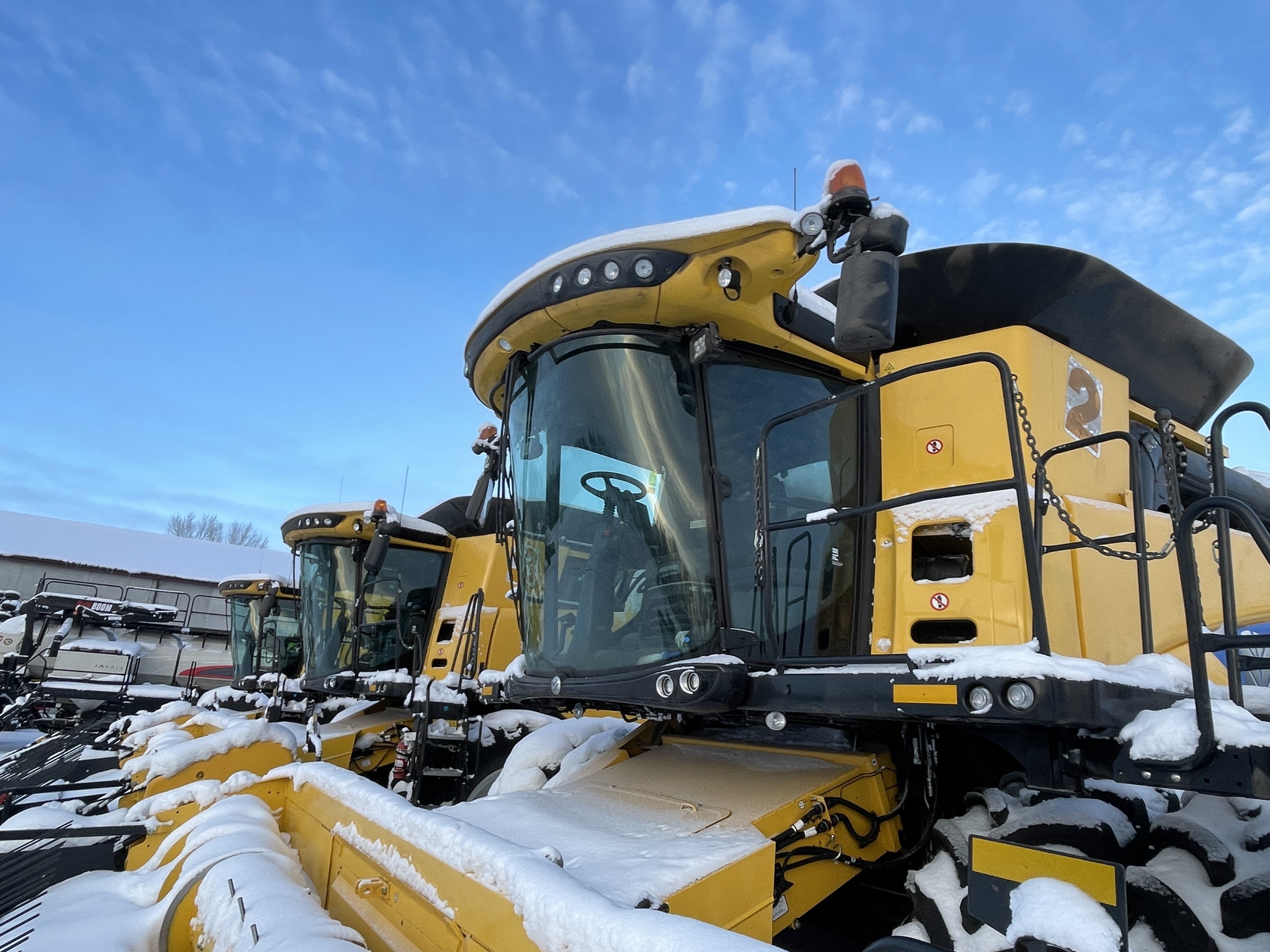 2023 New Holland CX8.80 Combine