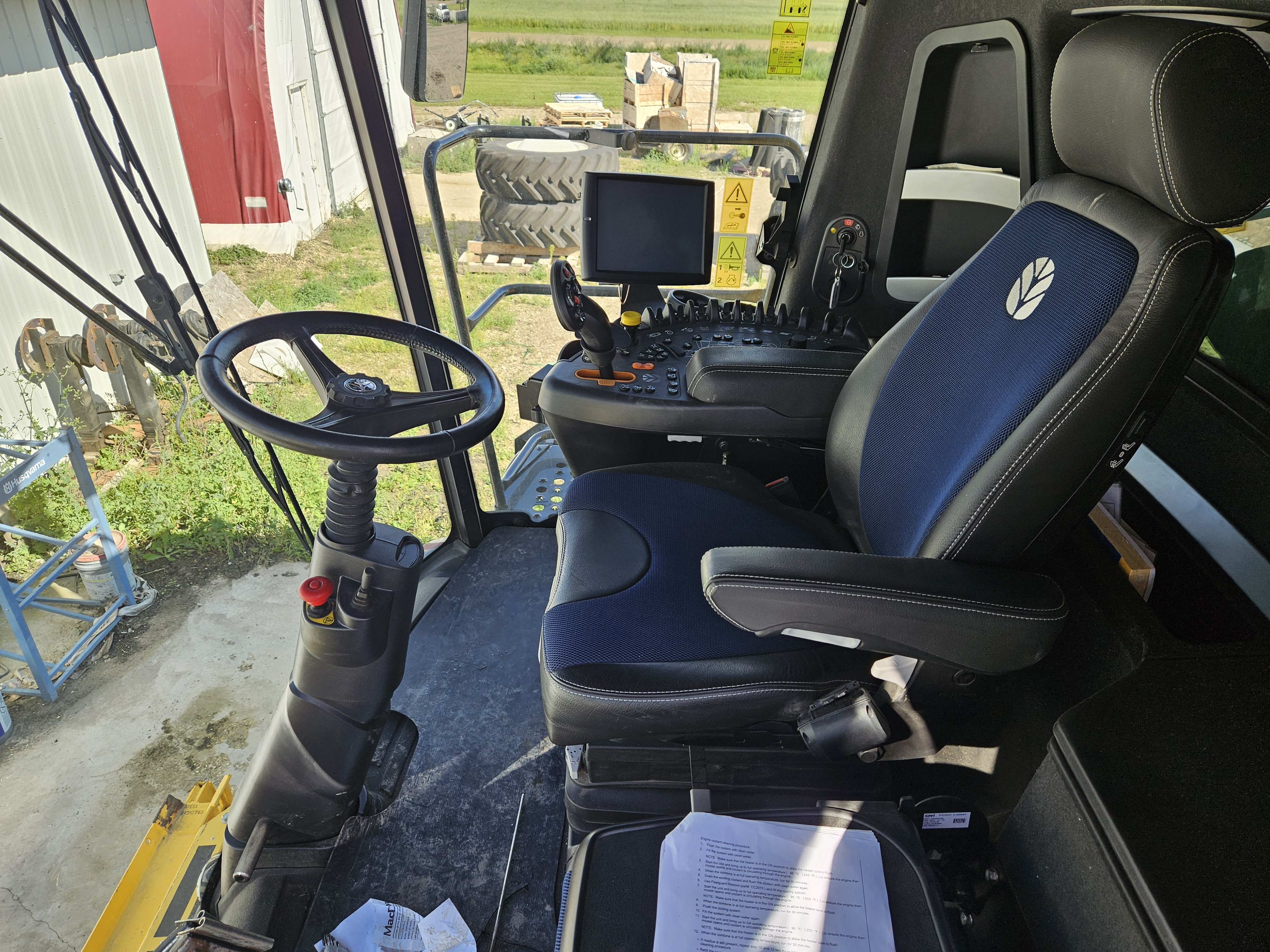 2023 New Holland CR9.90Z Combine