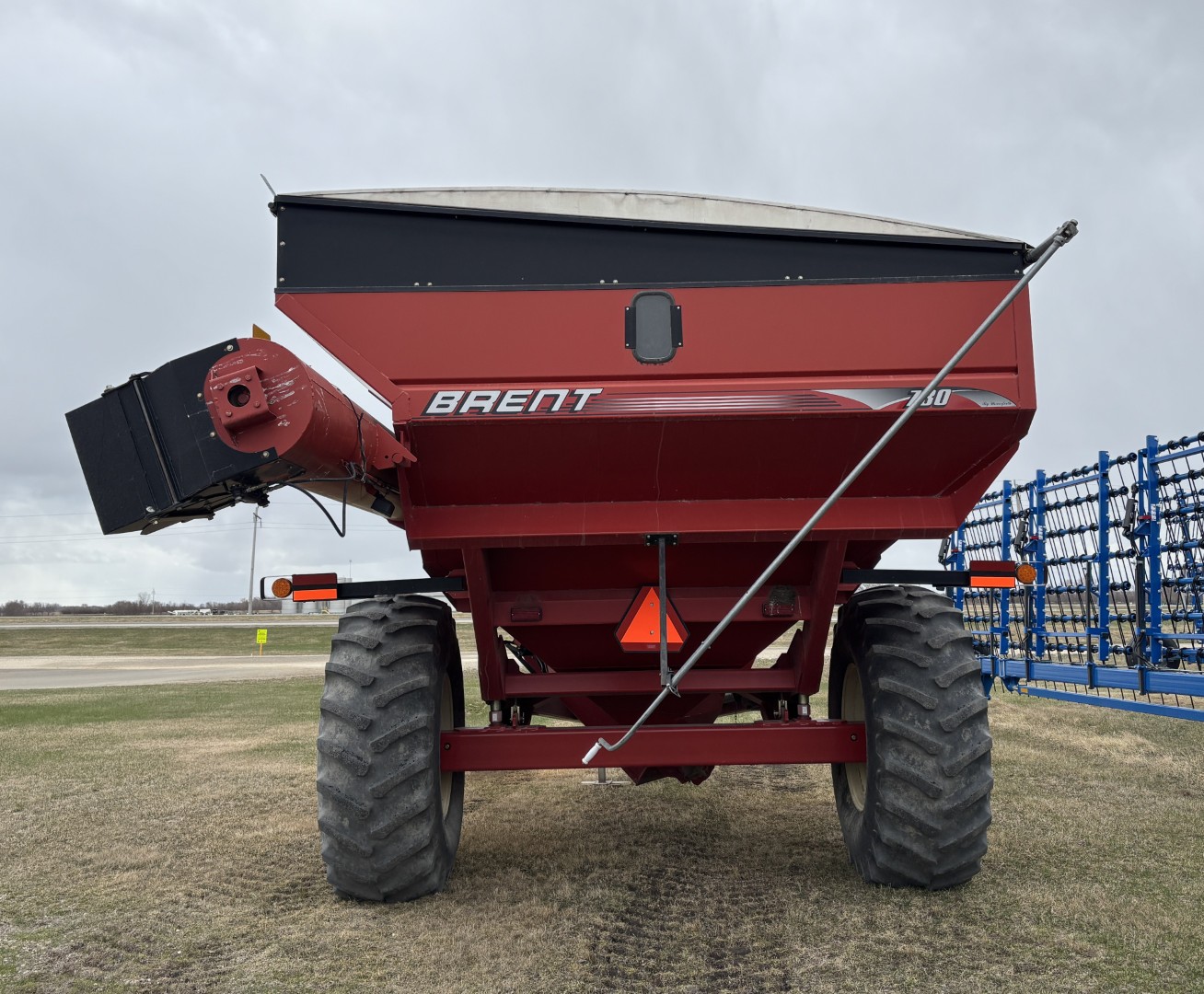 2008 Brent 780 Grain Cart