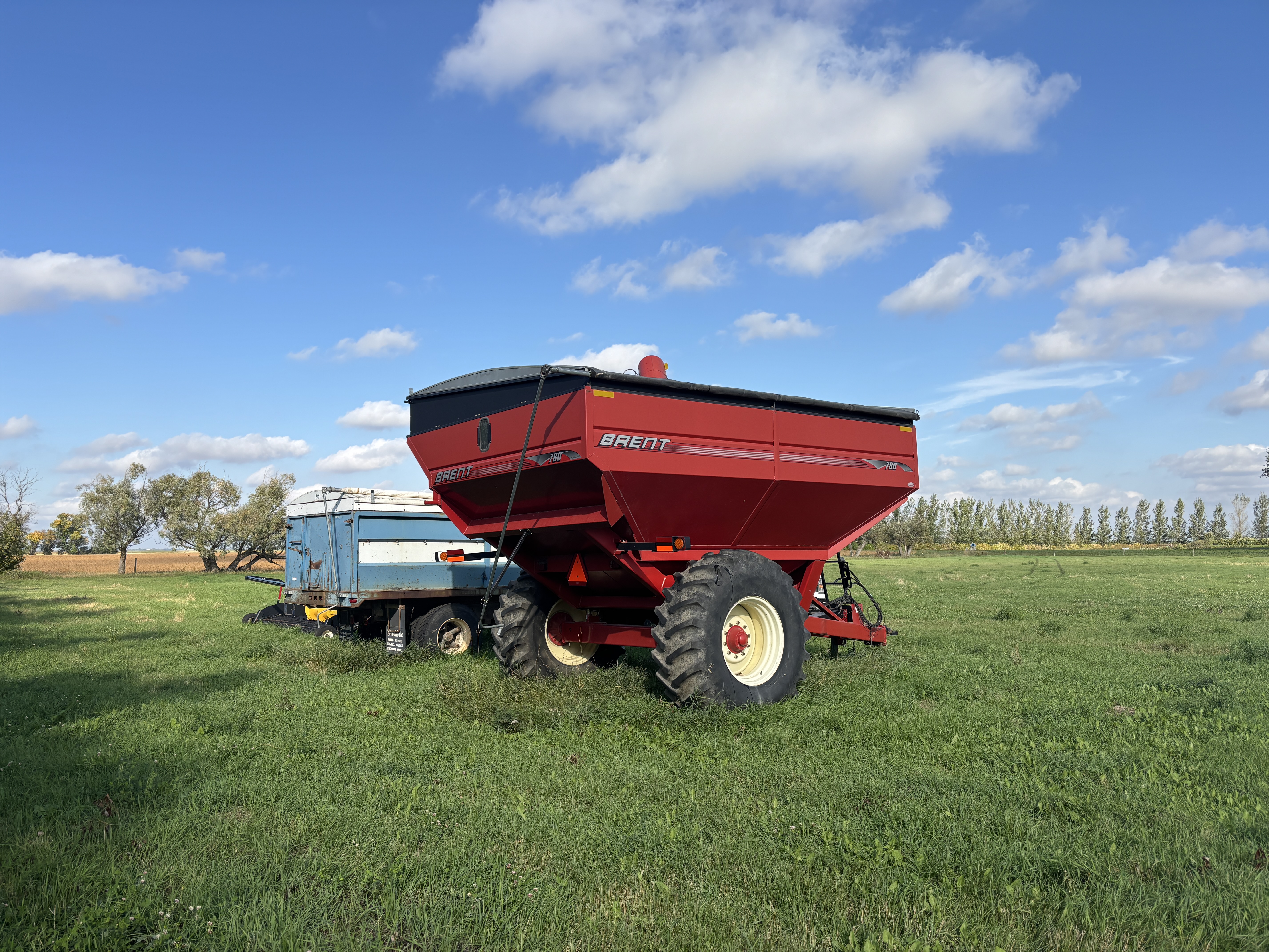 2008 Brent 780 Grain Cart