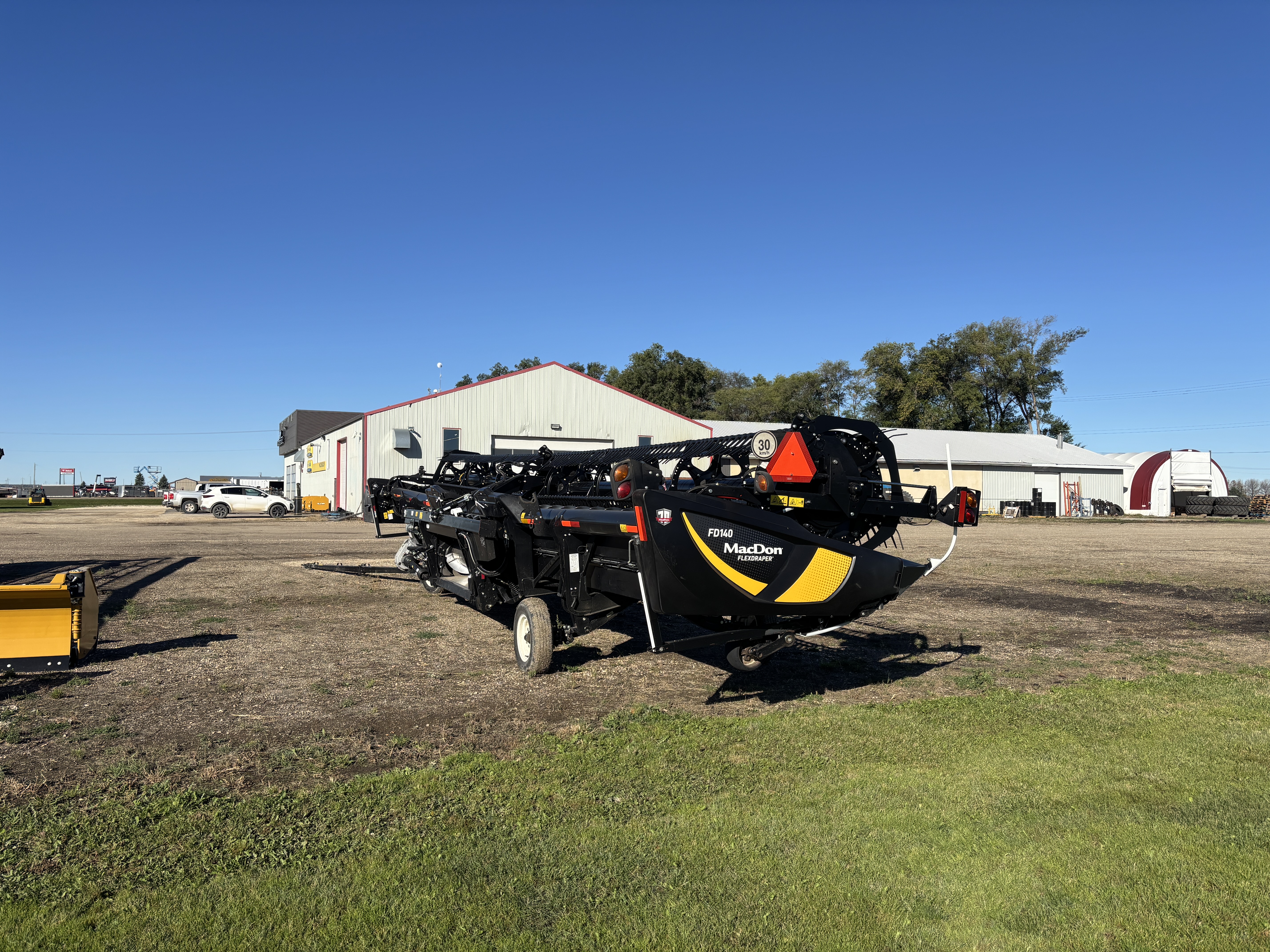 2019 MacDon FD140 Header Draper Flex