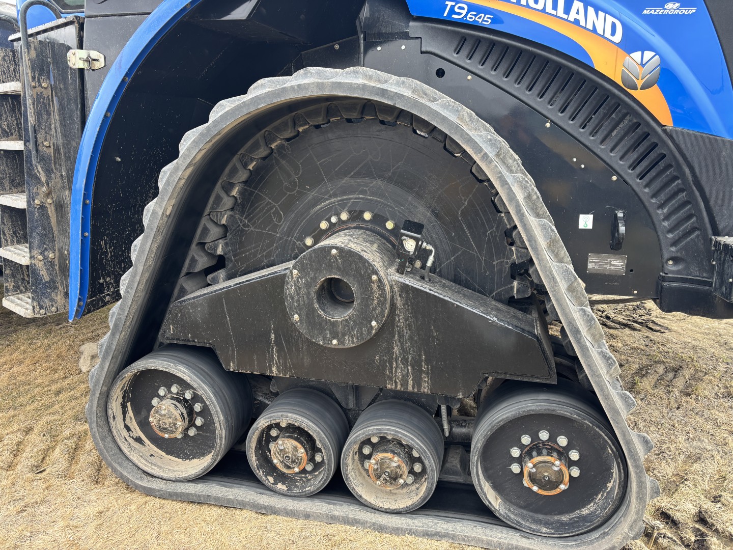 2019 New Holland T9.645 Tractor Rubber Track