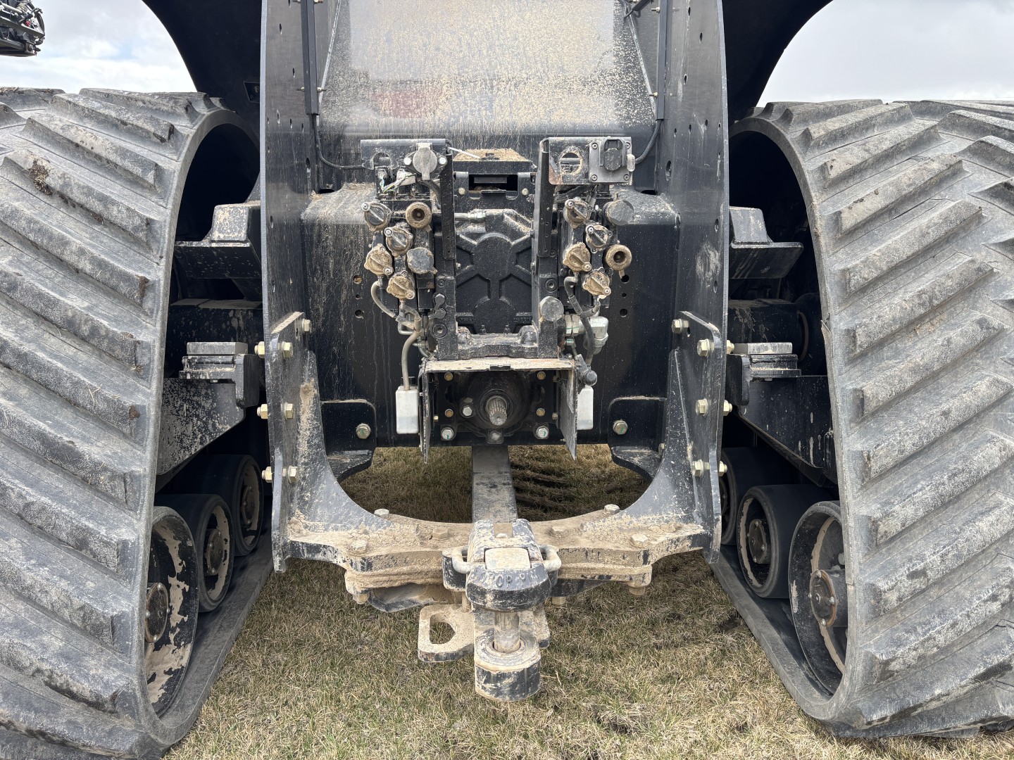 2019 New Holland T9.645 Tractor Rubber Track